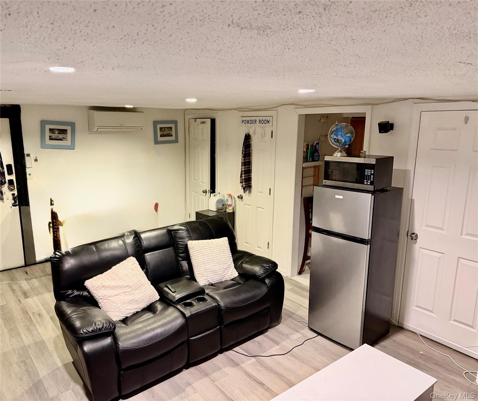 Single Family E 52nd Street Brooklyn, NY 11234, MLS-1028592-16