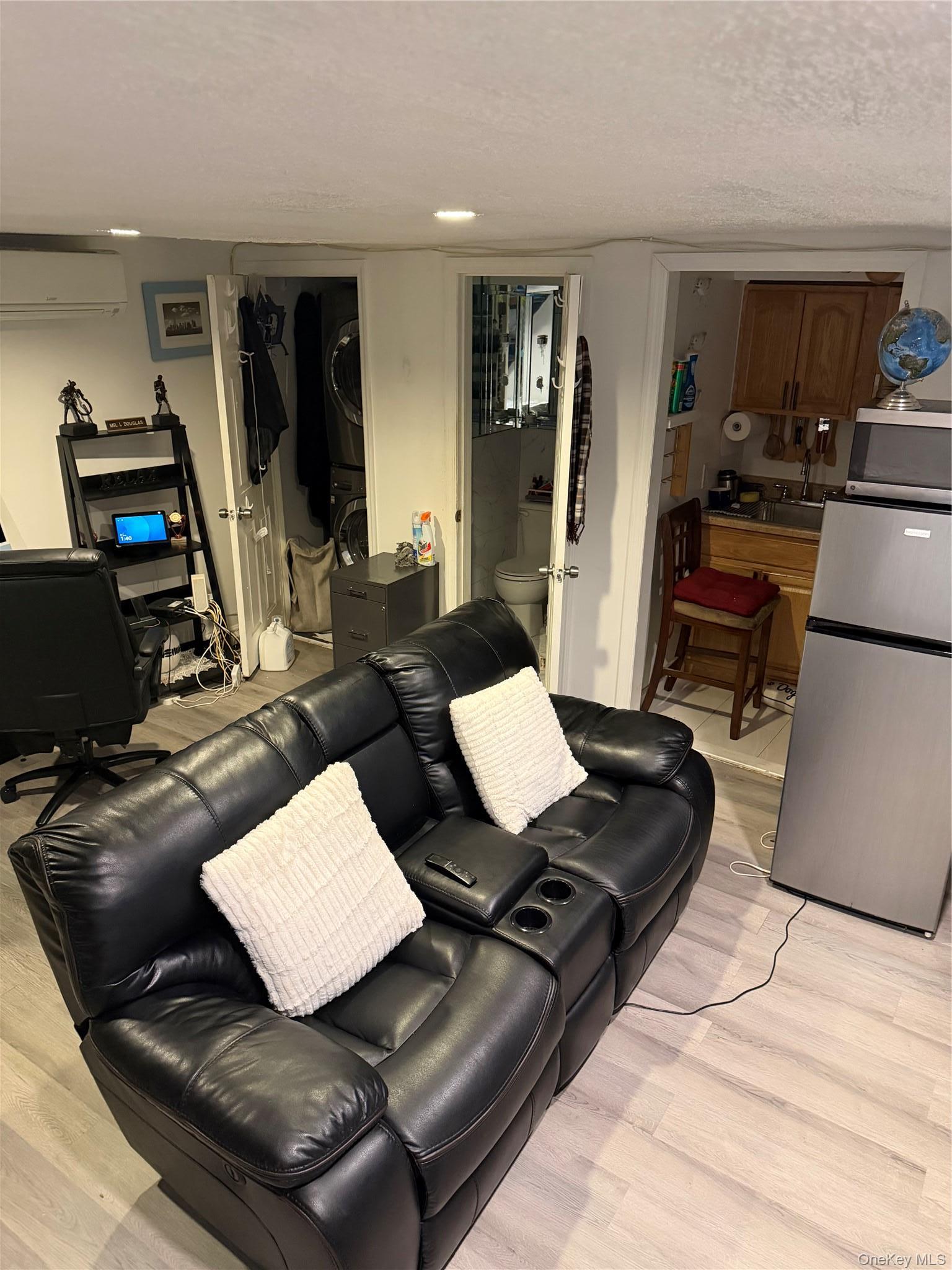 Single Family E 52nd Street Brooklyn, NY 11234, MLS-1028592-24