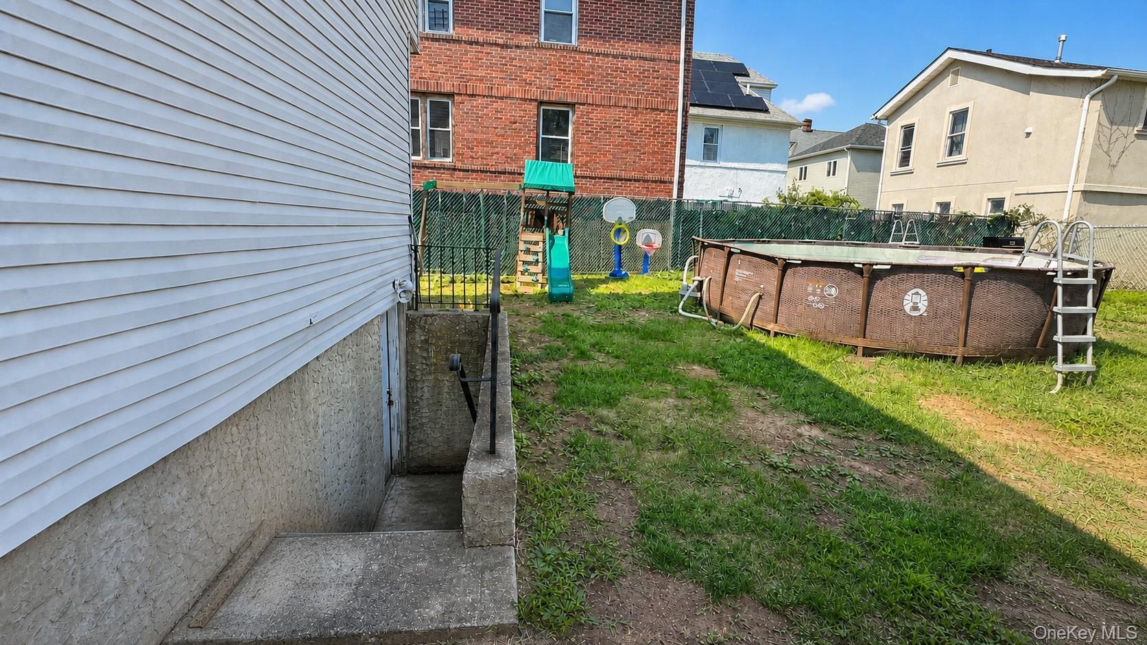 Single Family Arlington Place  Staten Island, NY 10303, MLS-1028633-11