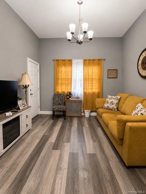 Single Family Baisley Blvd Queens, NY 11434, MLS-1028642-3