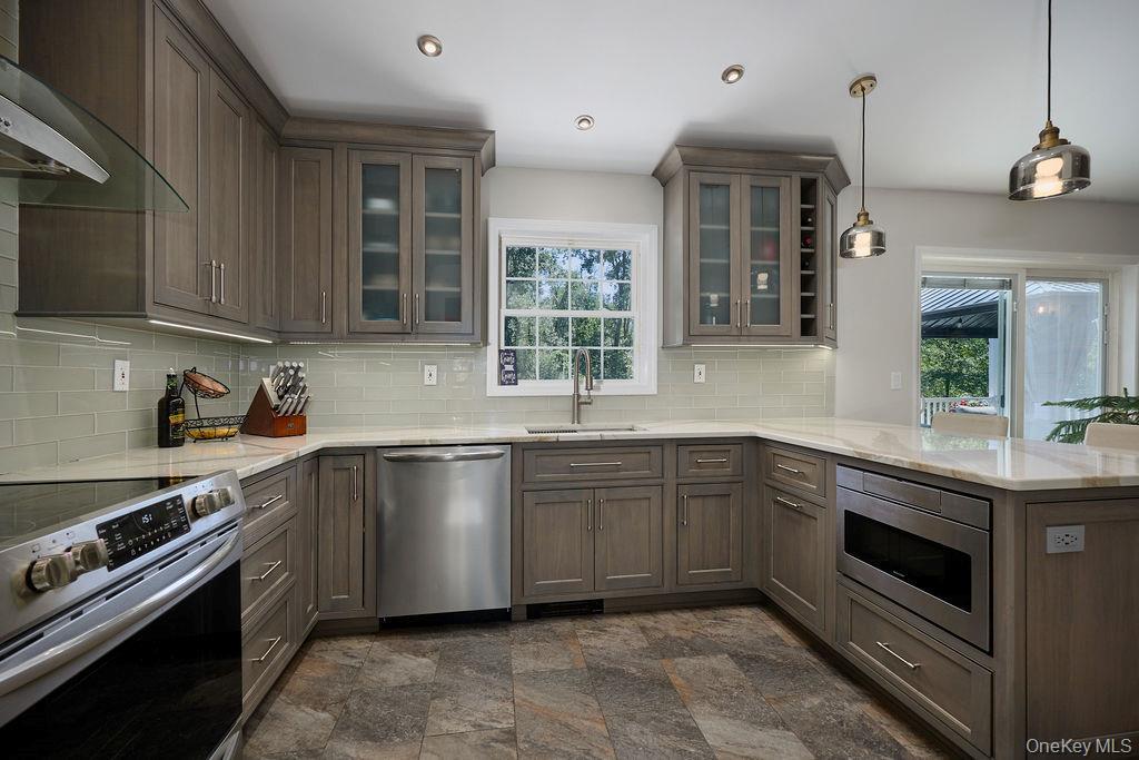 Single Family Justbrand Lane Dutchess County, NY 12603, MLS-1028685-4