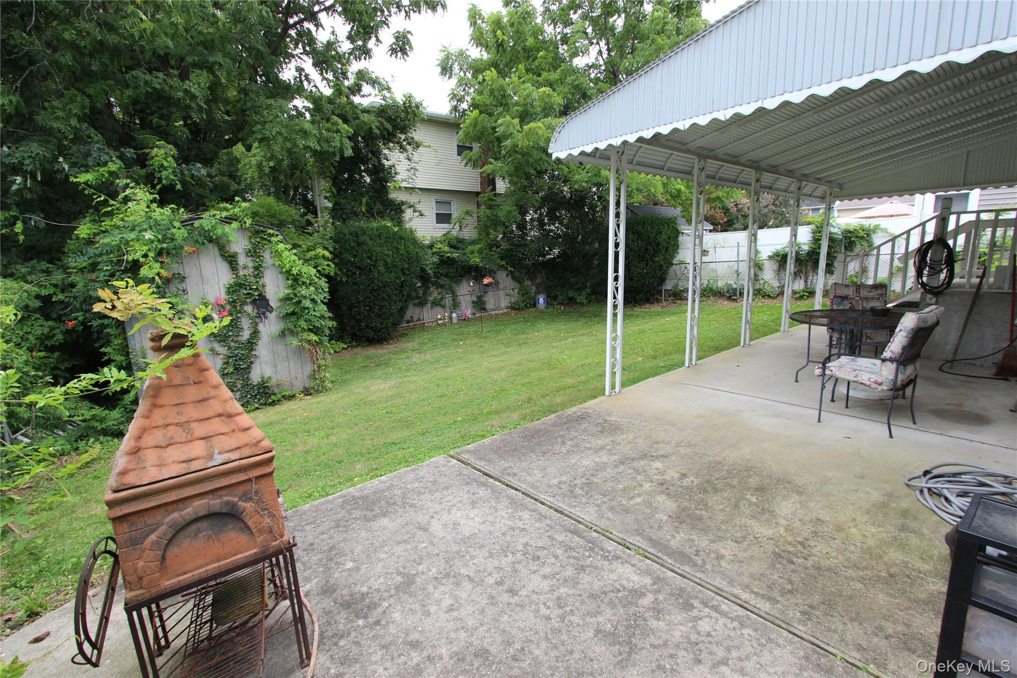 Single Family 5th Avenue S  Suffolk County, NY 11746, MLS-1028695-14
