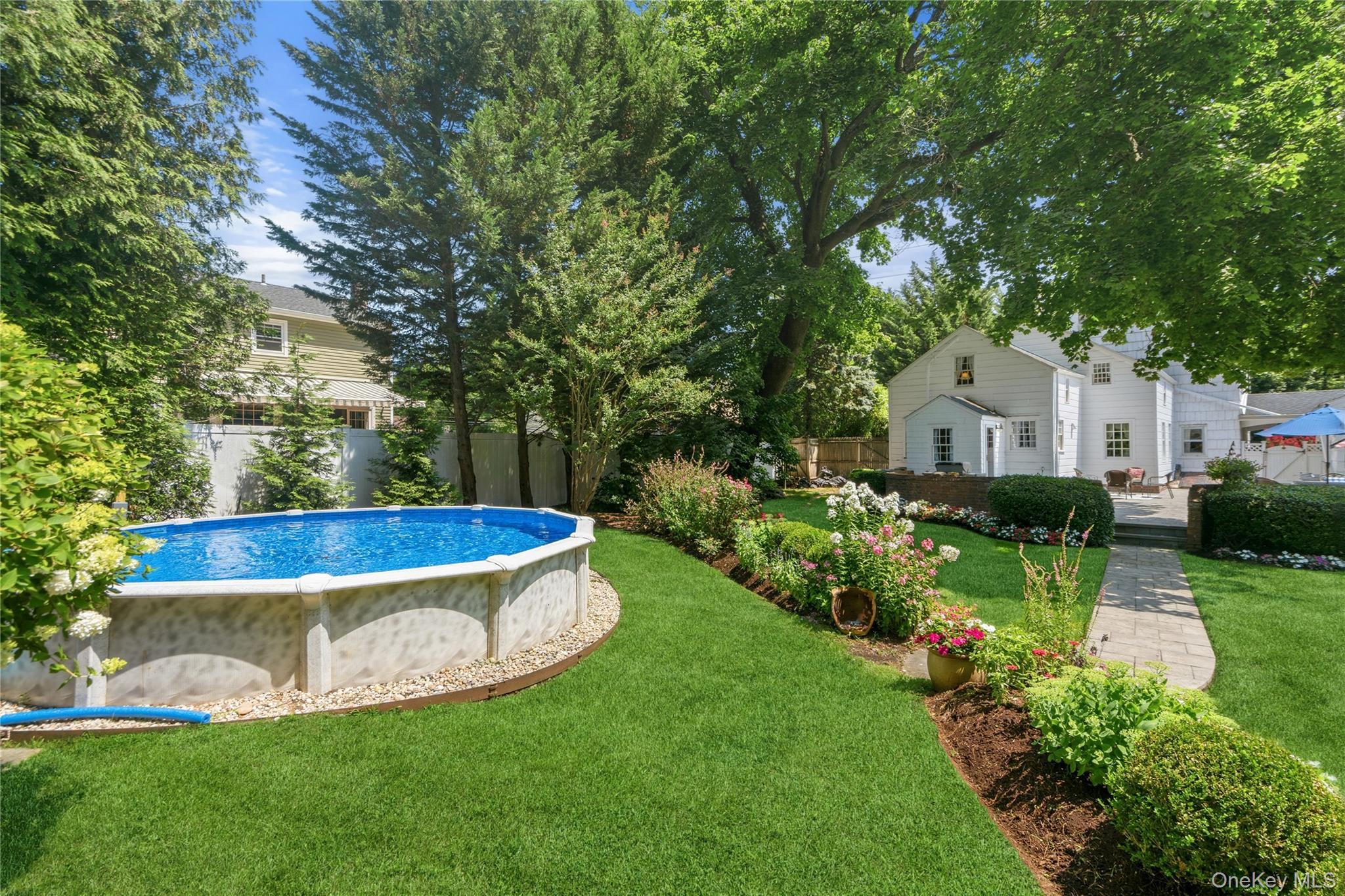 Single Family Berry Hill Road Nassau County, NY 11791, MLS-1028701-32