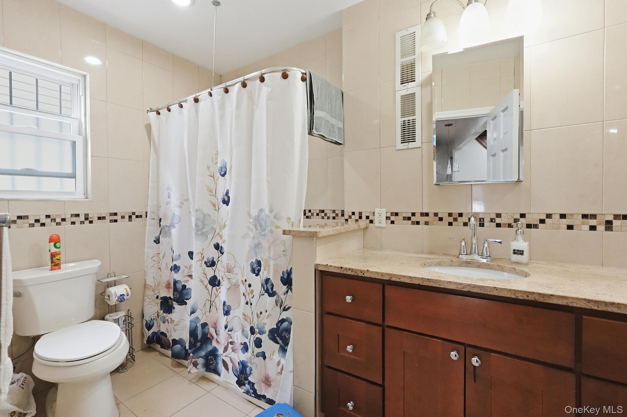 Single Family 166th Street  Queens, NY 11433, MLS-1028730-12
