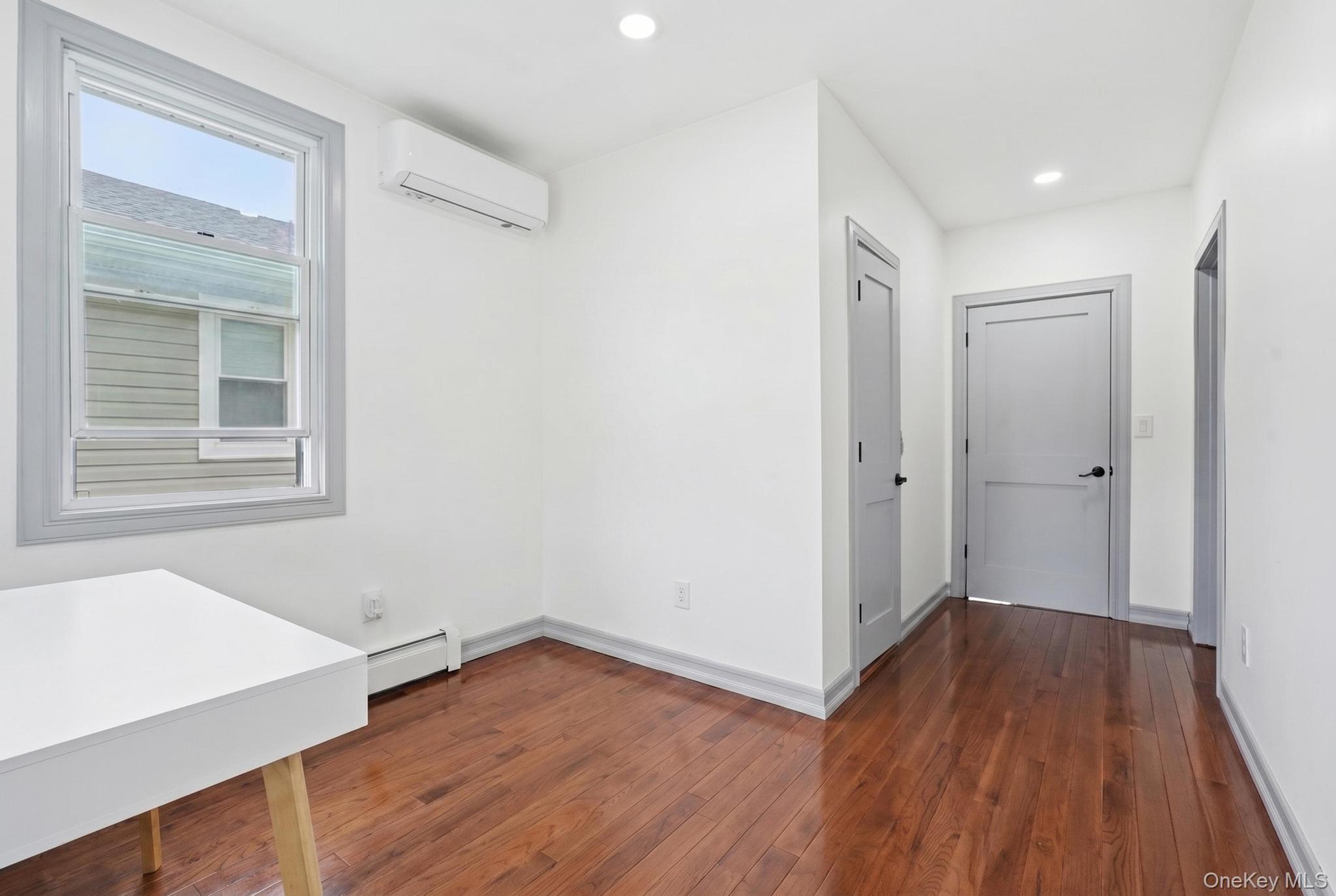 Single Family 166th Street  Queens, NY 11433, MLS-1028730-13
