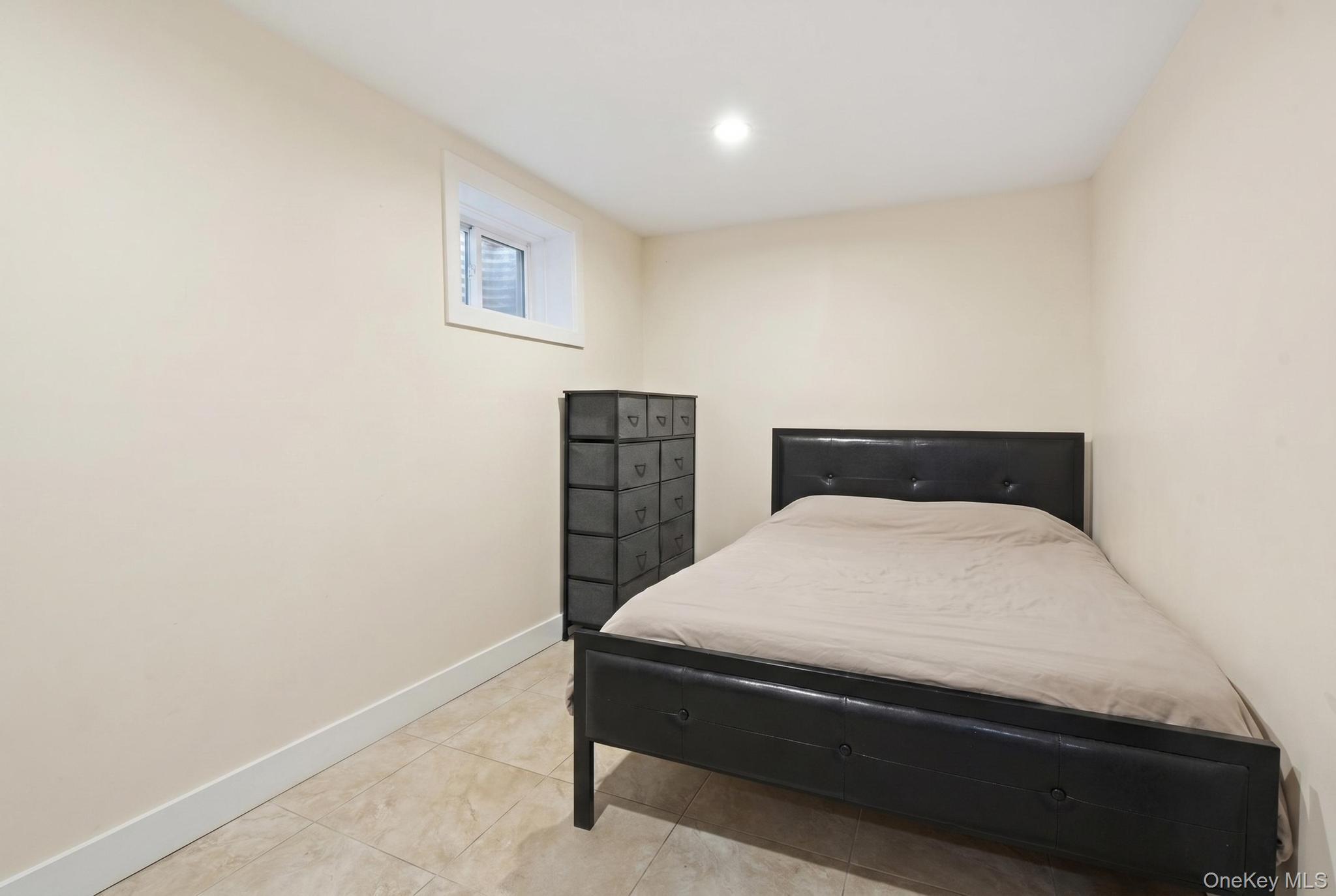 Single Family 166th Street  Queens, NY 11433, MLS-1028730-20