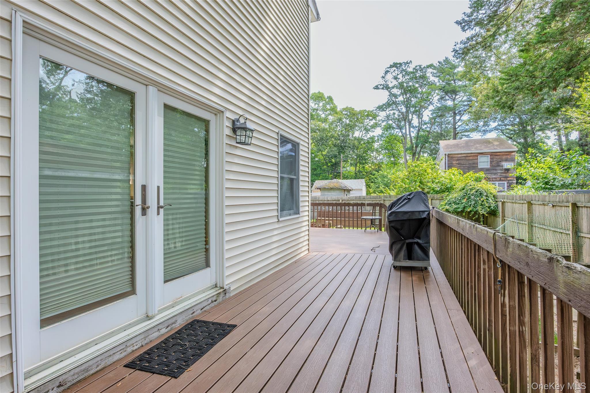 Single Family Roanoke Road Suffolk County, NY 11789, MLS-1028733-8