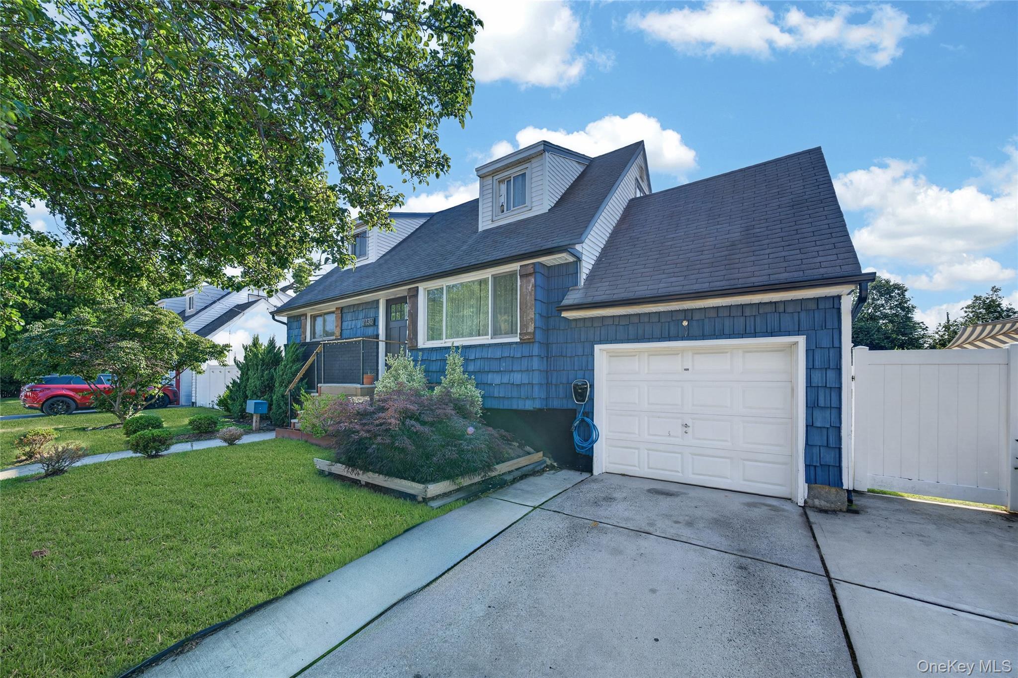 Single Family Spruce Street Nassau County, NY 11510, MLS-1028736-24