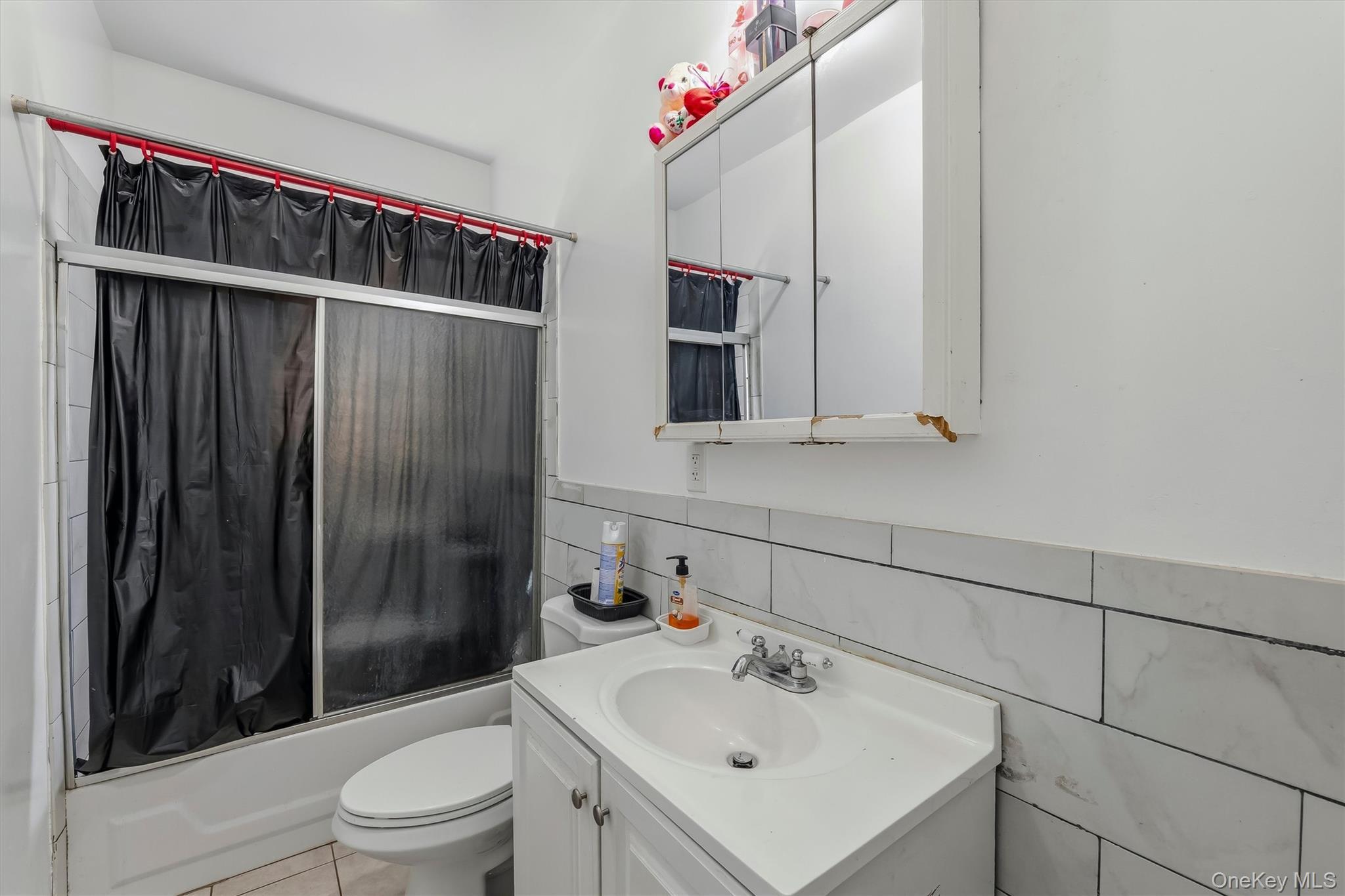 Single Family Croes Avenue Bronx, NY 10472, MLS-1028740-27