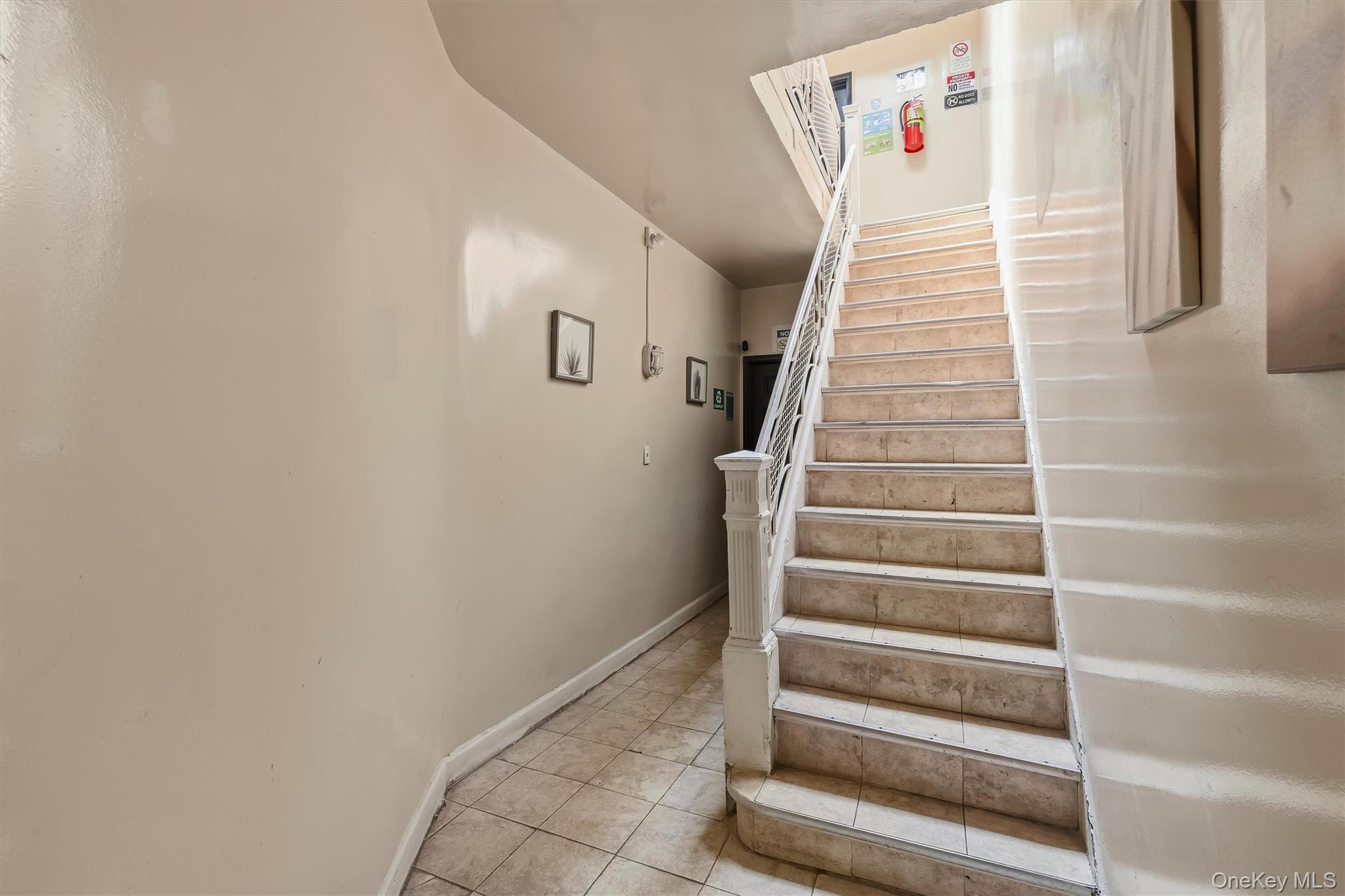 Single Family Croes Avenue Bronx, NY 10472, MLS-1028740-3