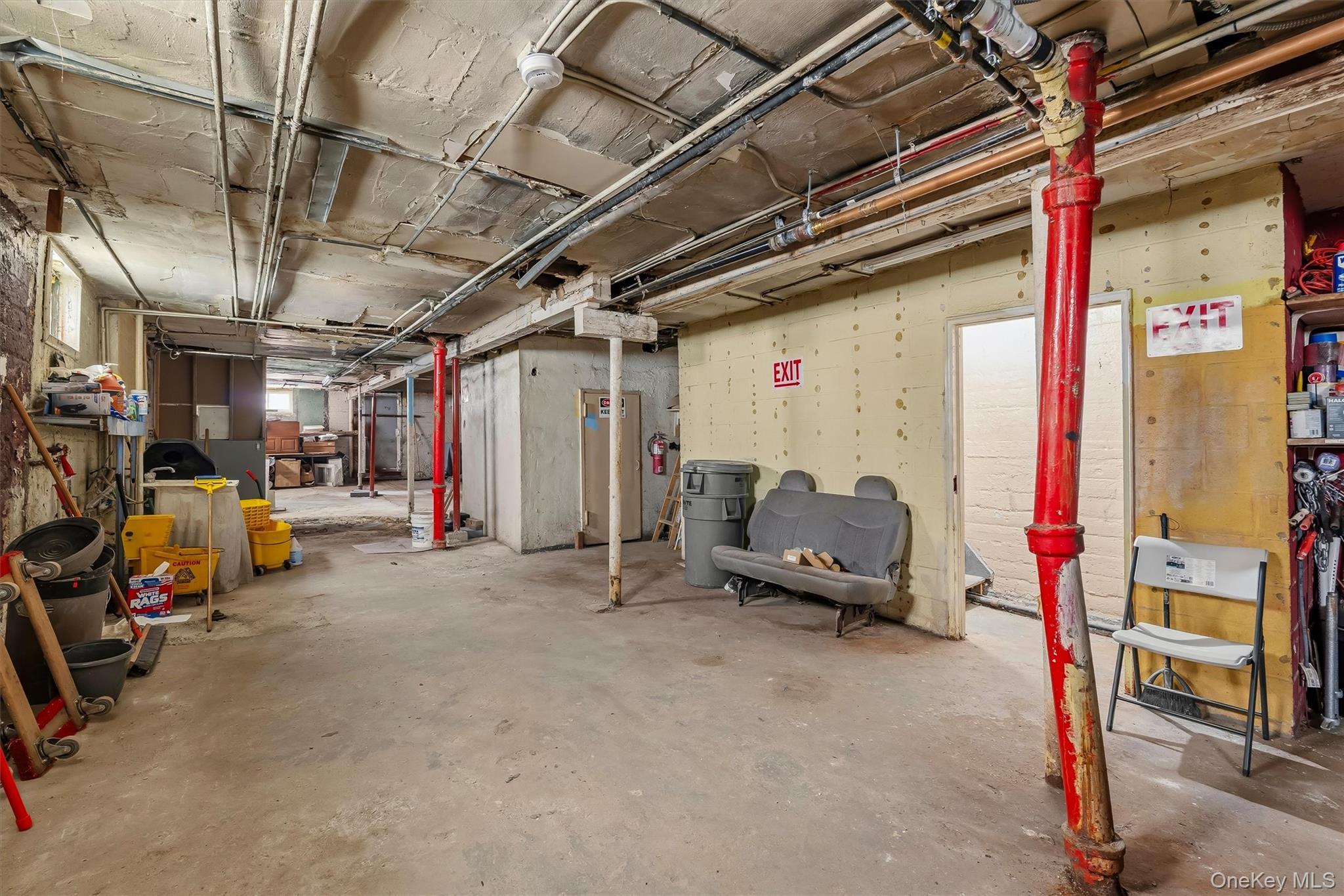 Single Family Croes Avenue Bronx, NY 10472, MLS-1028740-34