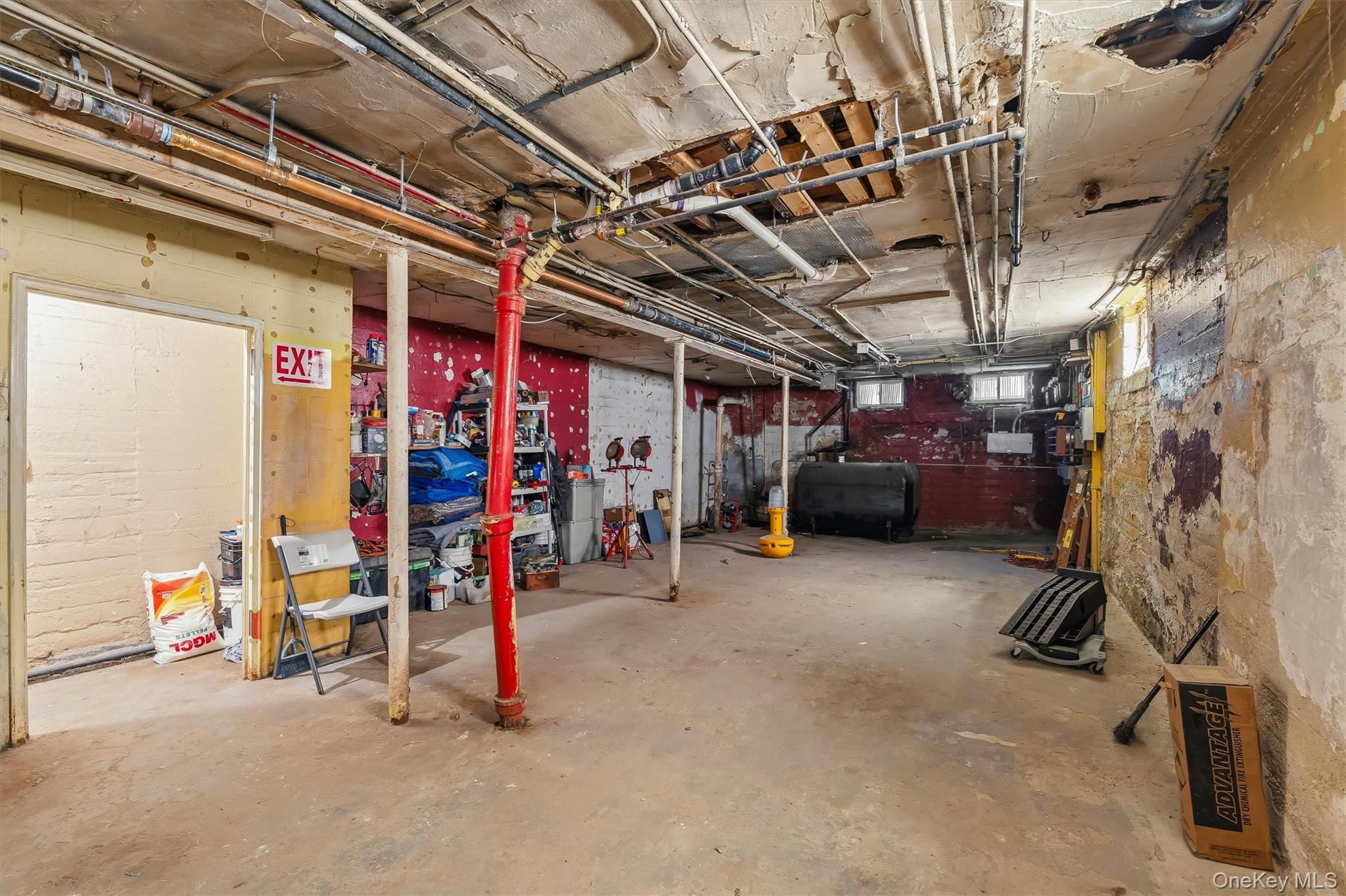 Single Family Croes Avenue Bronx, NY 10472, MLS-1028740-35
