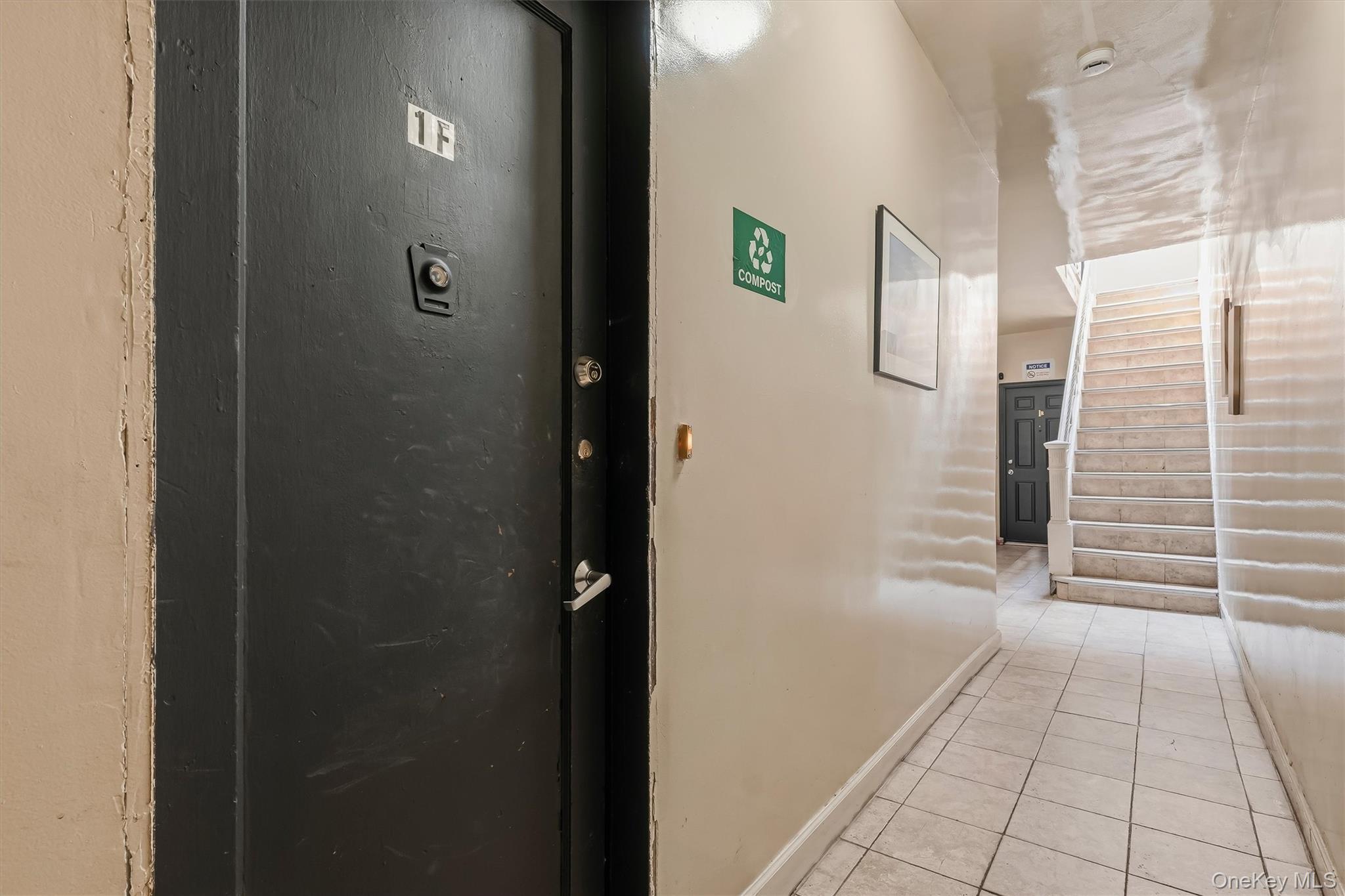 Single Family Croes Avenue Bronx, NY 10472, MLS-1028740-4