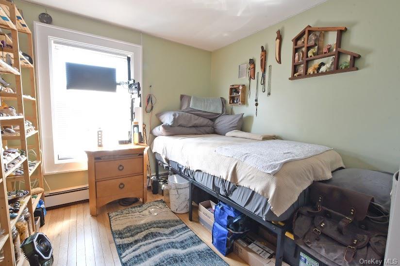 Single Family Marcy Avenue Suffolk County, NY 11901, MLS-1028749-13