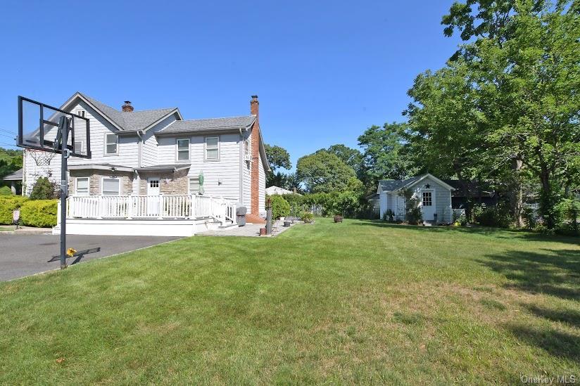 Single Family Marcy Avenue Suffolk County, NY 11901, MLS-1028749-34