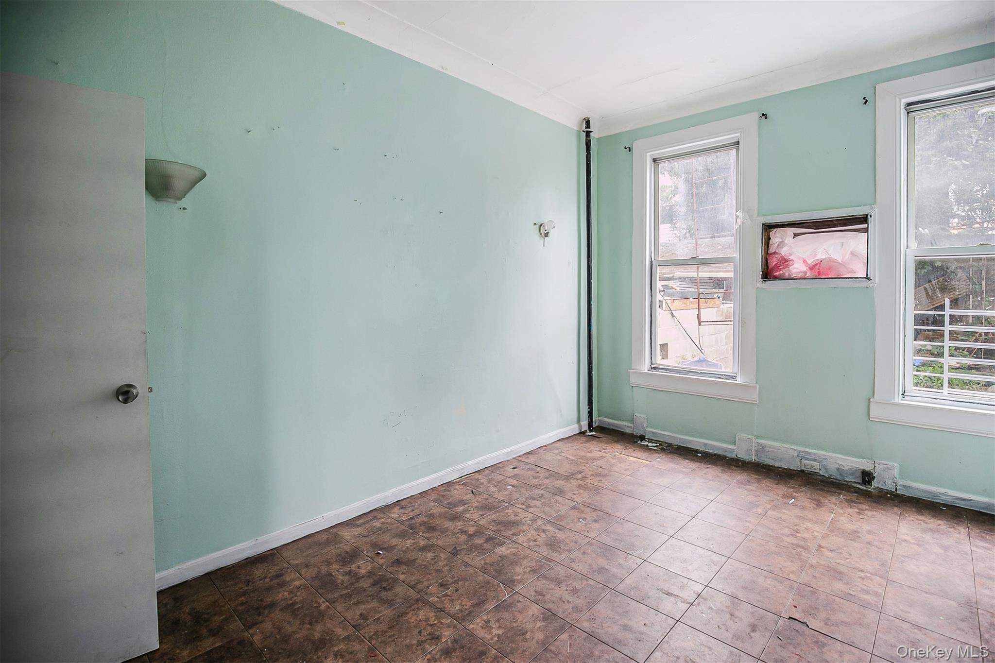 Single Family Linden Street Brooklyn, NY 11237, MLS-1028762-7