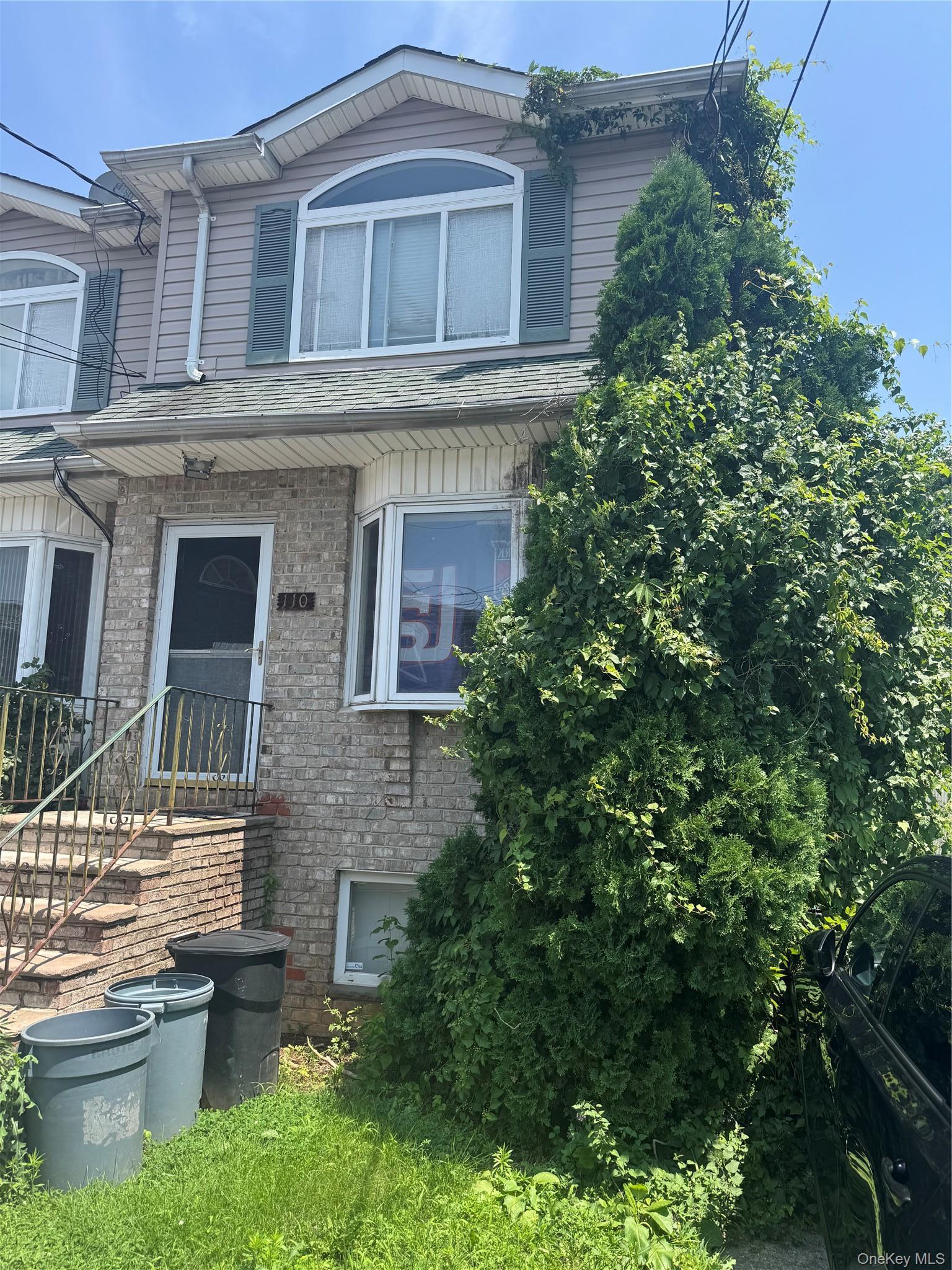 Single Family Lyceum Court Staten Island, NY 10310, MLS-1028768-2