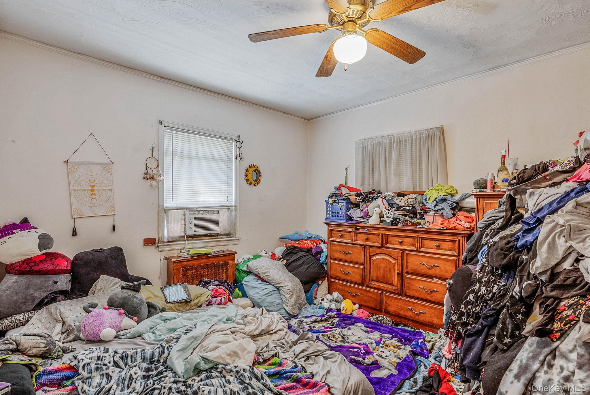 Single Family Venetian Boulevard Suffolk County, NY 11757, MLS-1028781-23