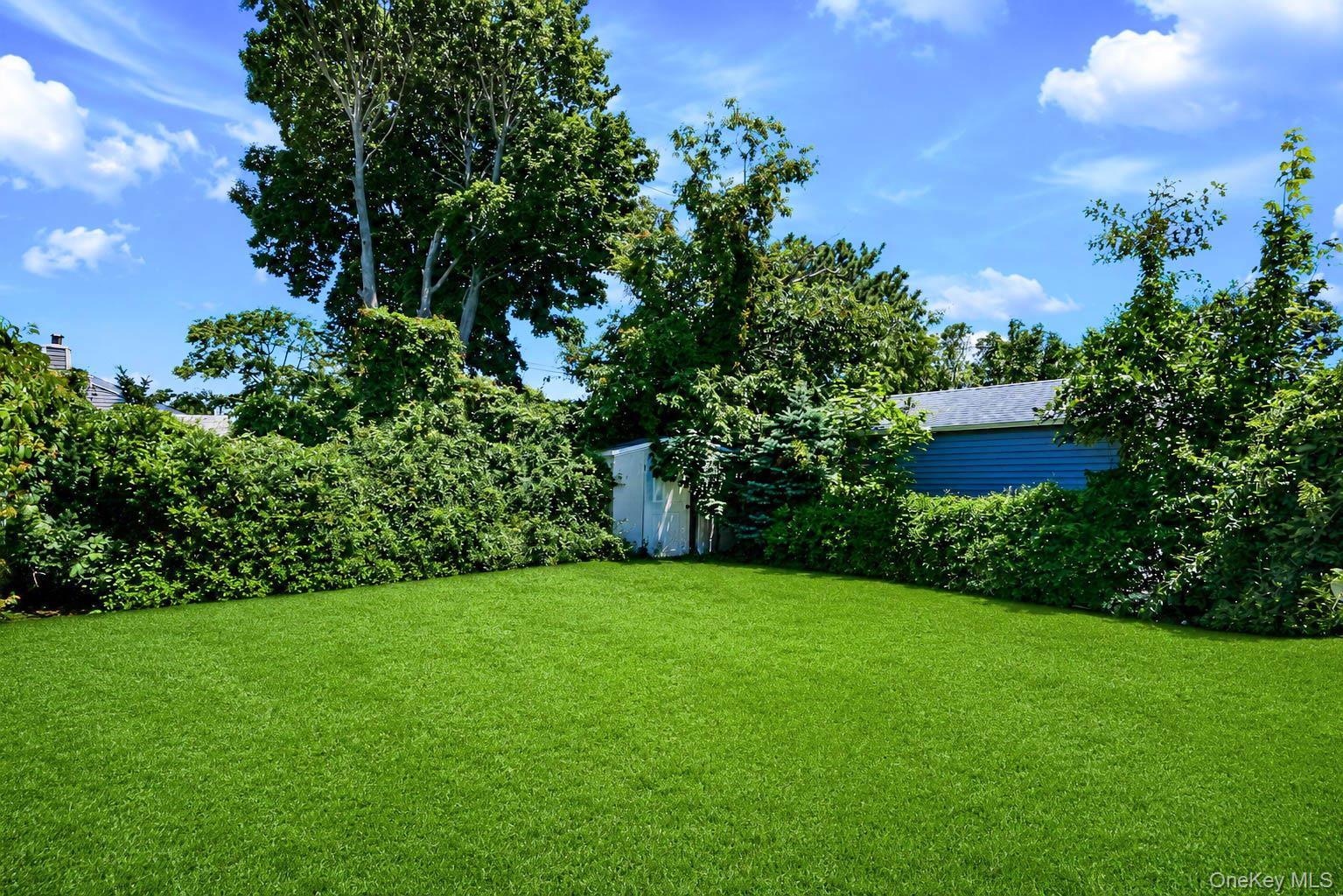 Single Family Venetian Boulevard Suffolk County, NY 11757, MLS-1028781-34