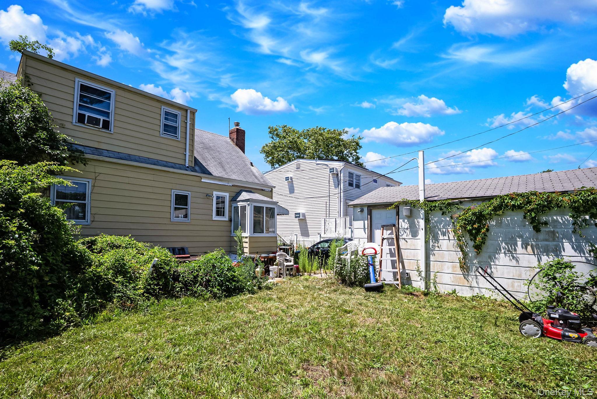 Single Family Venetian Boulevard Suffolk County, NY 11757, MLS-1028781-37