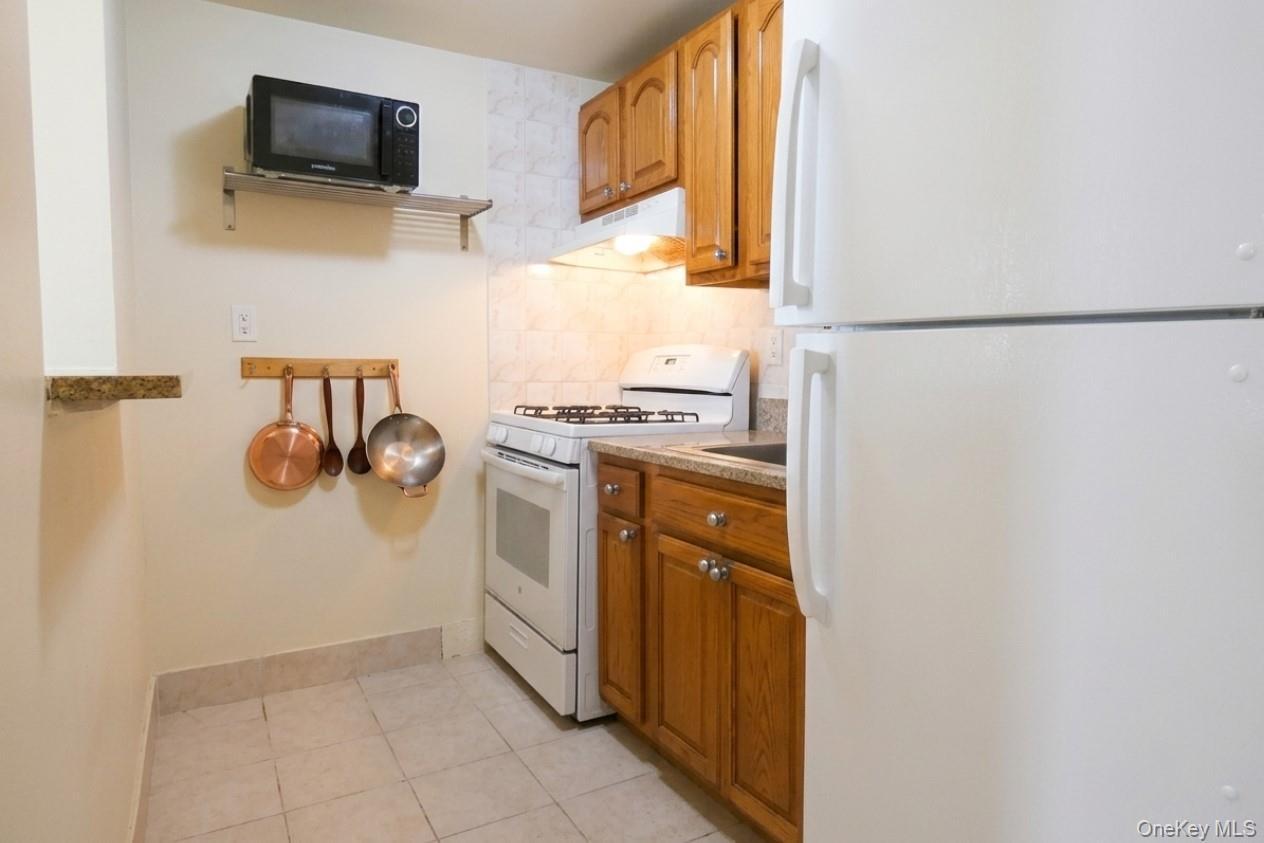 Apartment E 112th Street Manhattan, NY 10029, MLS-1028793-7