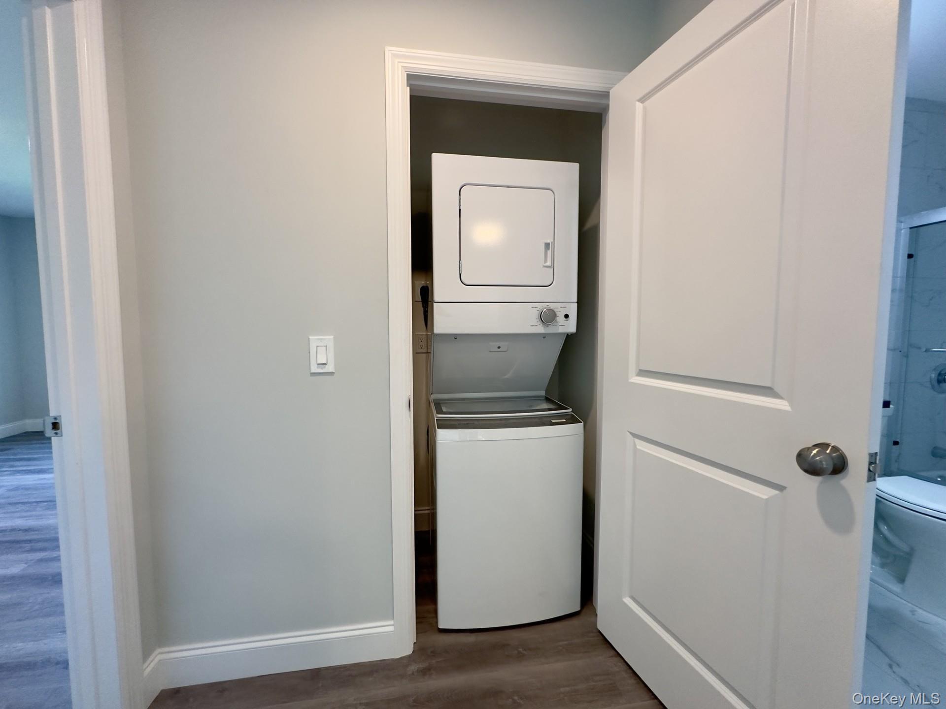 Single Family Walnut Street Suffolk County, NY 11727, MLS-1028796-16