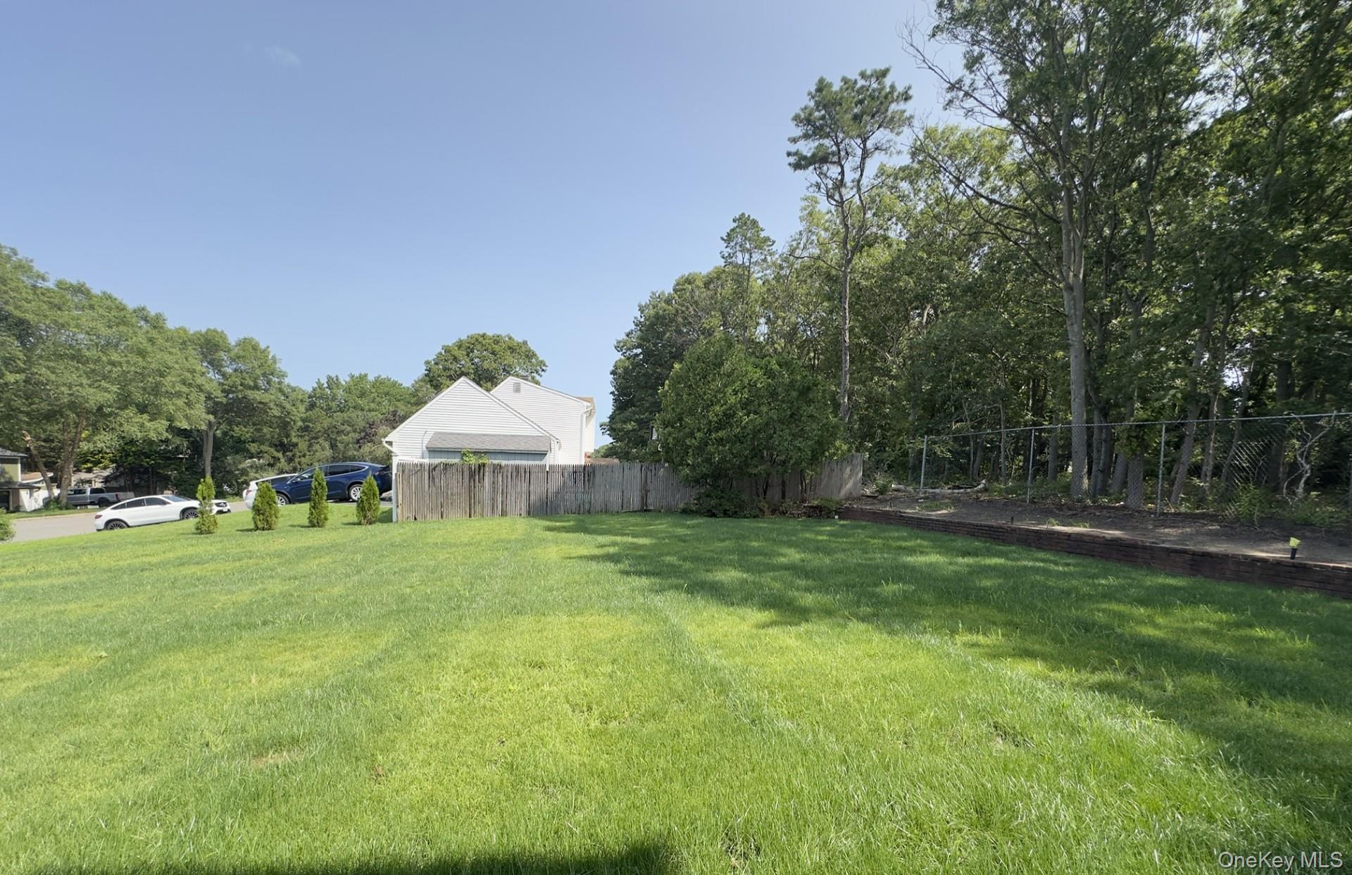 Single Family Walnut Street Suffolk County, NY 11727, MLS-1028796-18