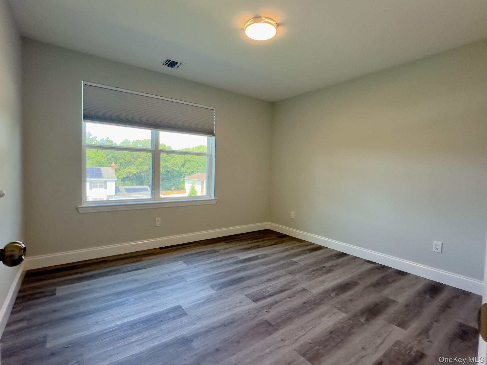 Single Family Walnut Street Suffolk County, NY 11727, MLS-1028796-9