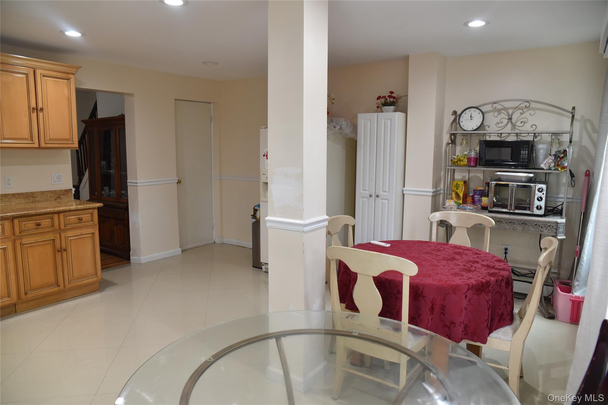 Single Family Digney Avenue  Bronx, NY 10466, MLS-1028801-11