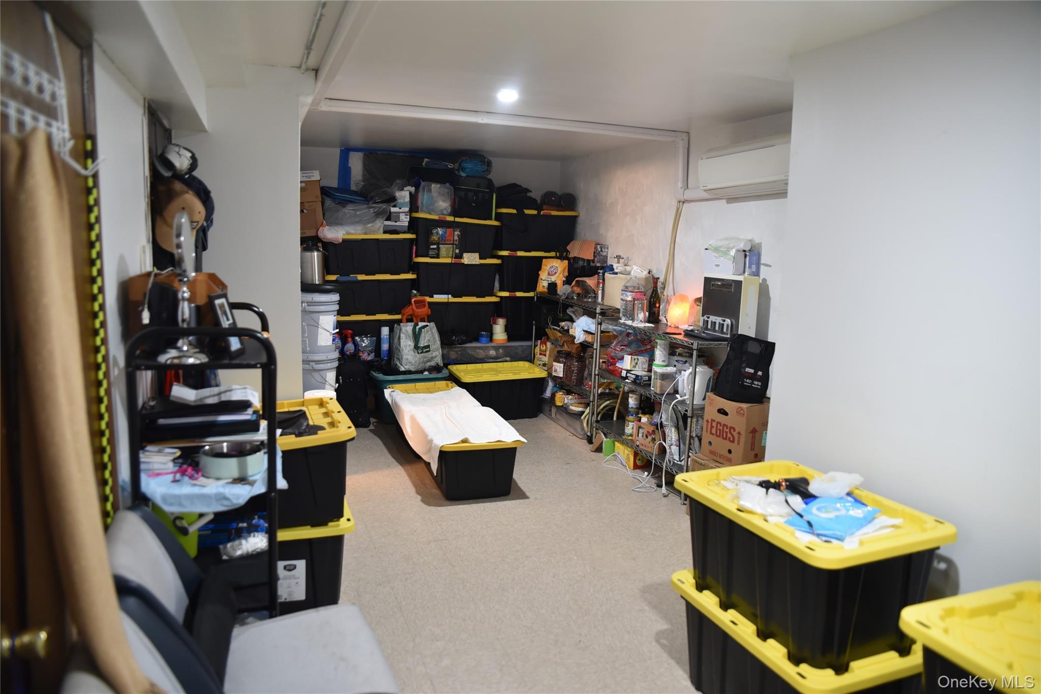 Single Family Digney Avenue  Bronx, NY 10466, MLS-1028801-19