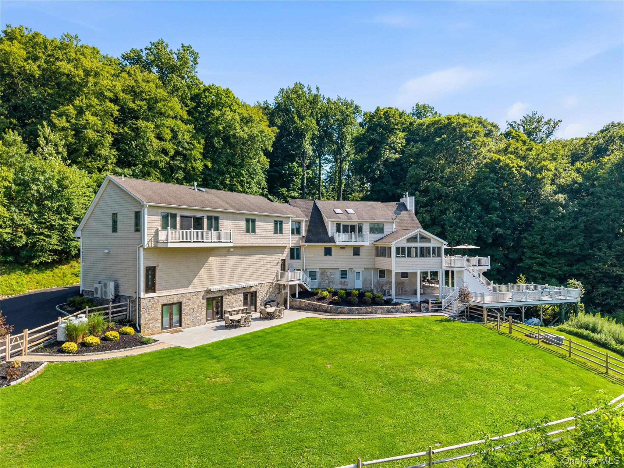 Single Family Julia Court Putnam County, NY 10541, MLS-1028811-39