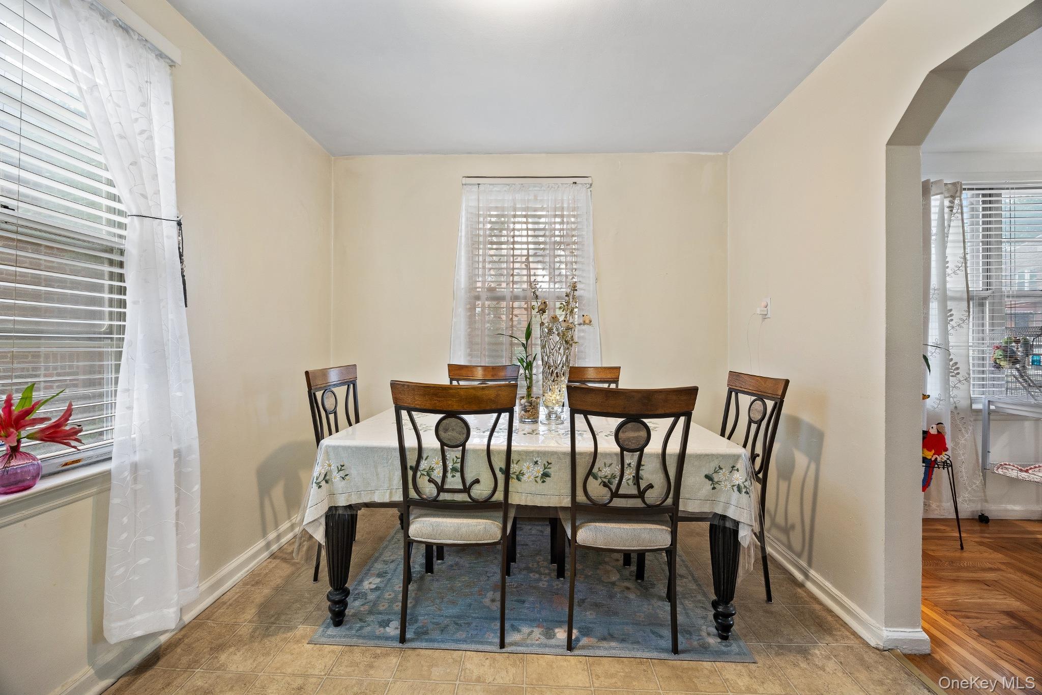 Single Family Woodhull Avenue  Bronx, NY 10469, MLS-1028812-10