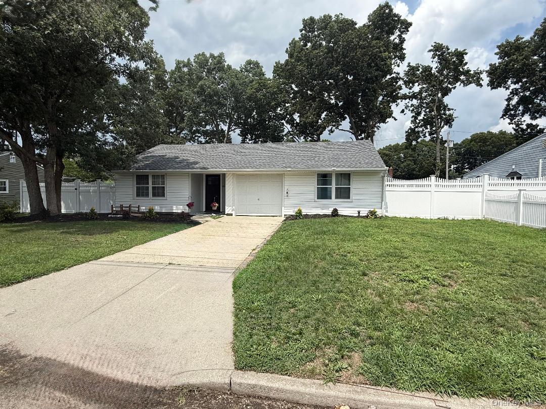 Single Family Biscayne Drive  Suffolk County, NY 11784, MLS-1028828-2