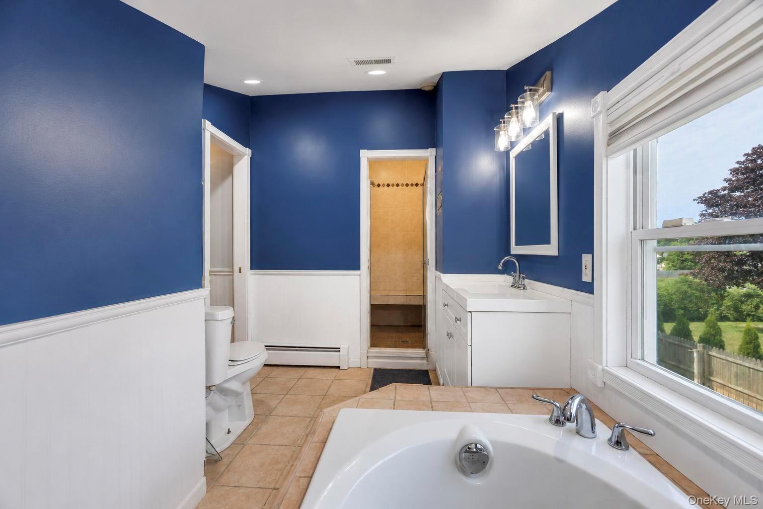 Single Family Handy Lane Suffolk County, NY 11763, MLS-1028835-35