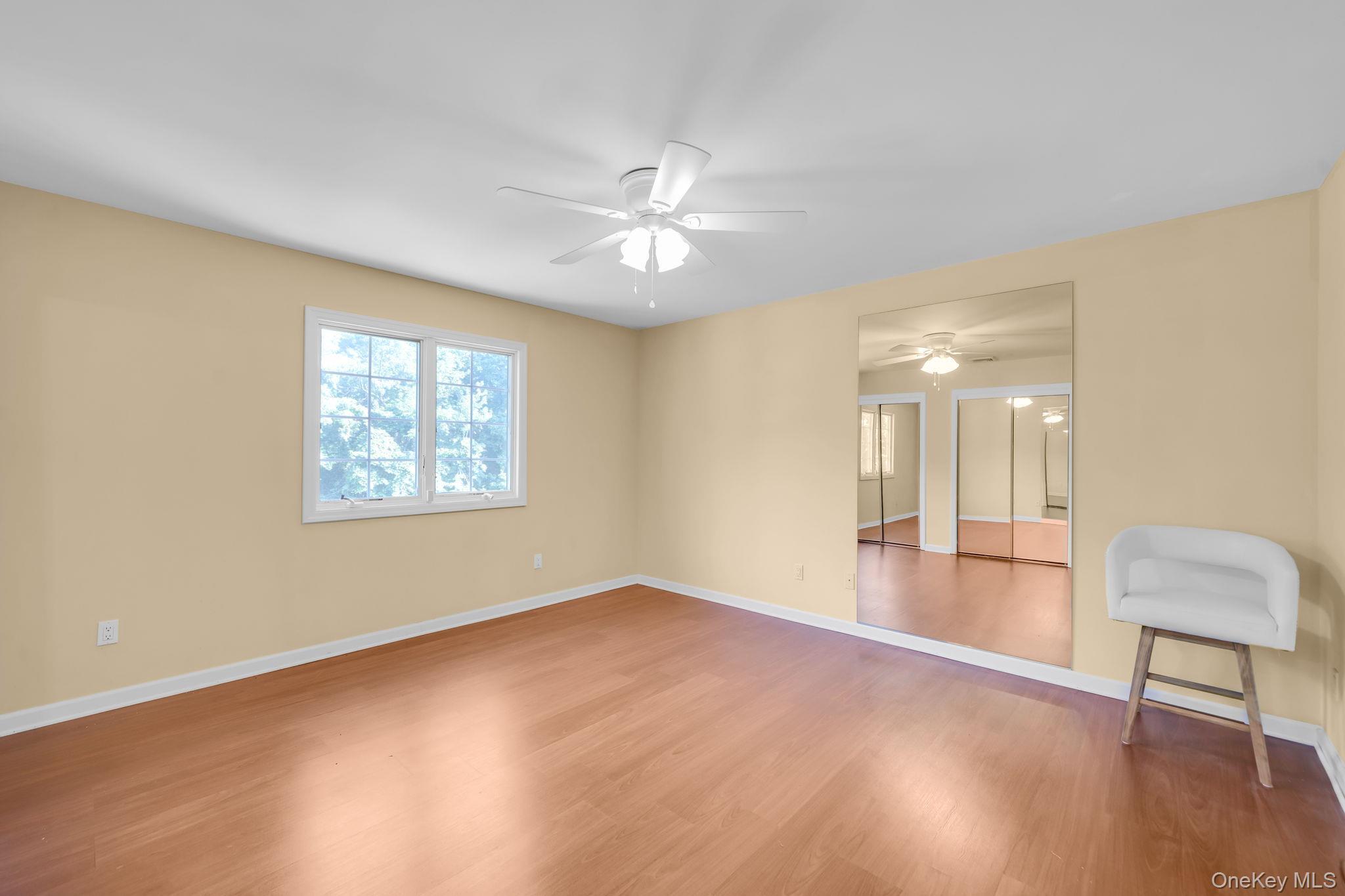 Single Family Dover Court Suffolk County, NY 11792, MLS-1028845-28