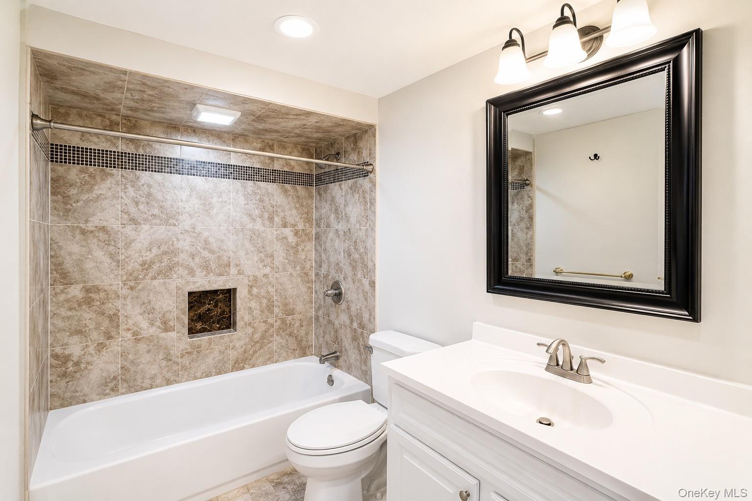 Single Family Dover Court Suffolk County, NY 11792, MLS-1028845-30
