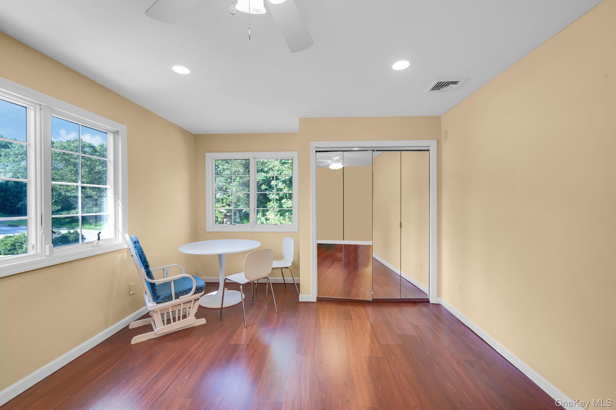 Single Family Dover Court Suffolk County, NY 11792, MLS-1028845-32
