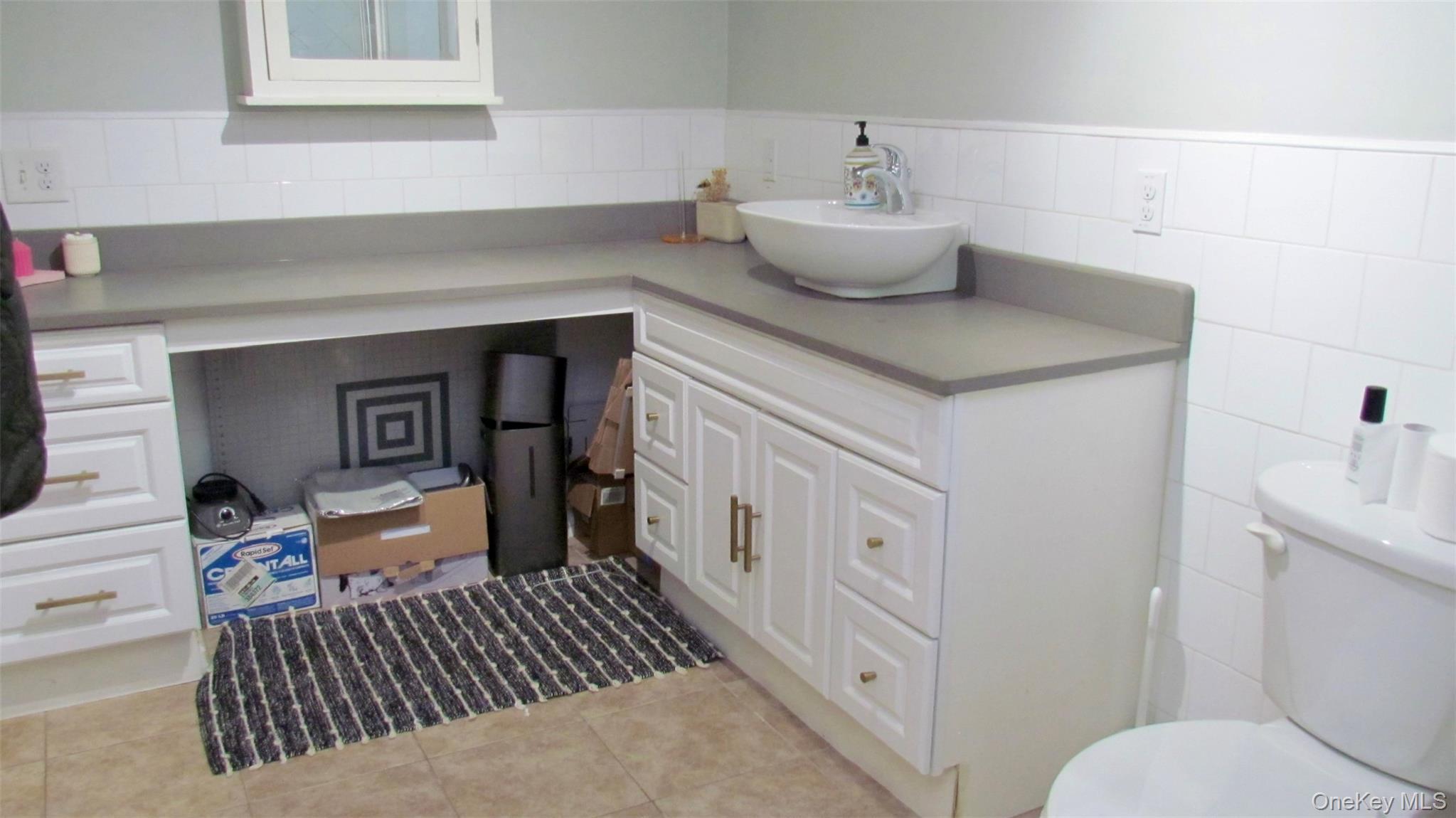 Single Family 74th Street Queens, NY 11379, MLS-1028847-19