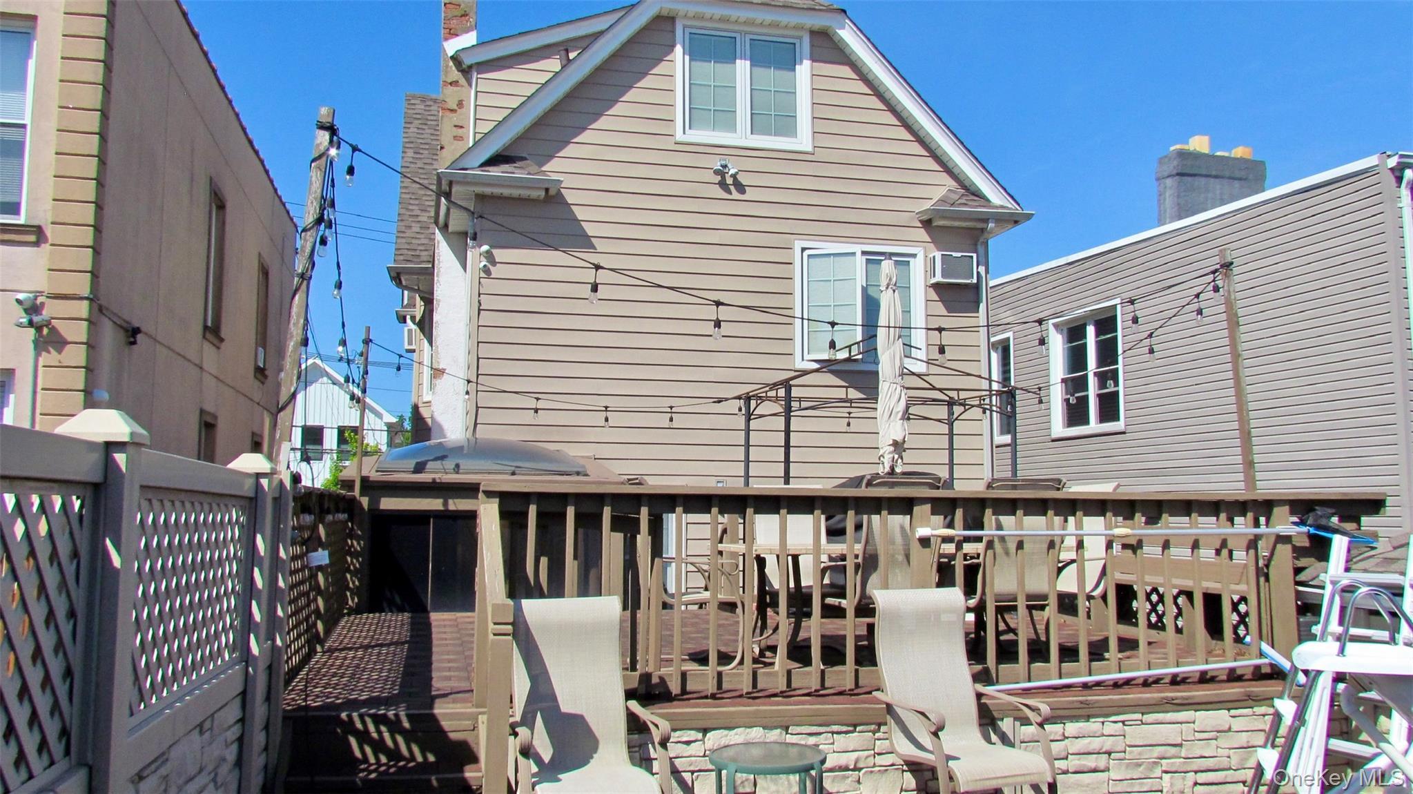 Single Family 74th Street  Queens, NY 11379, MLS-1028847-37