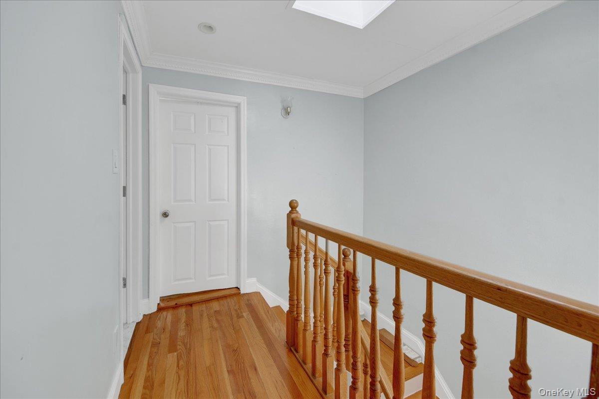 Single Family Calhoun Avenue Bronx, NY 10465, MLS-1028851-10