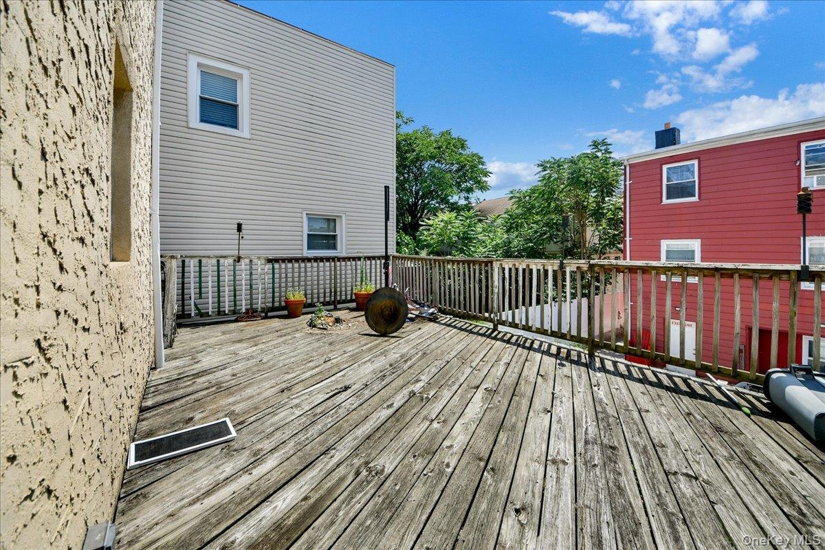 Single Family Calhoun Avenue Bronx, NY 10465, MLS-1028851-4