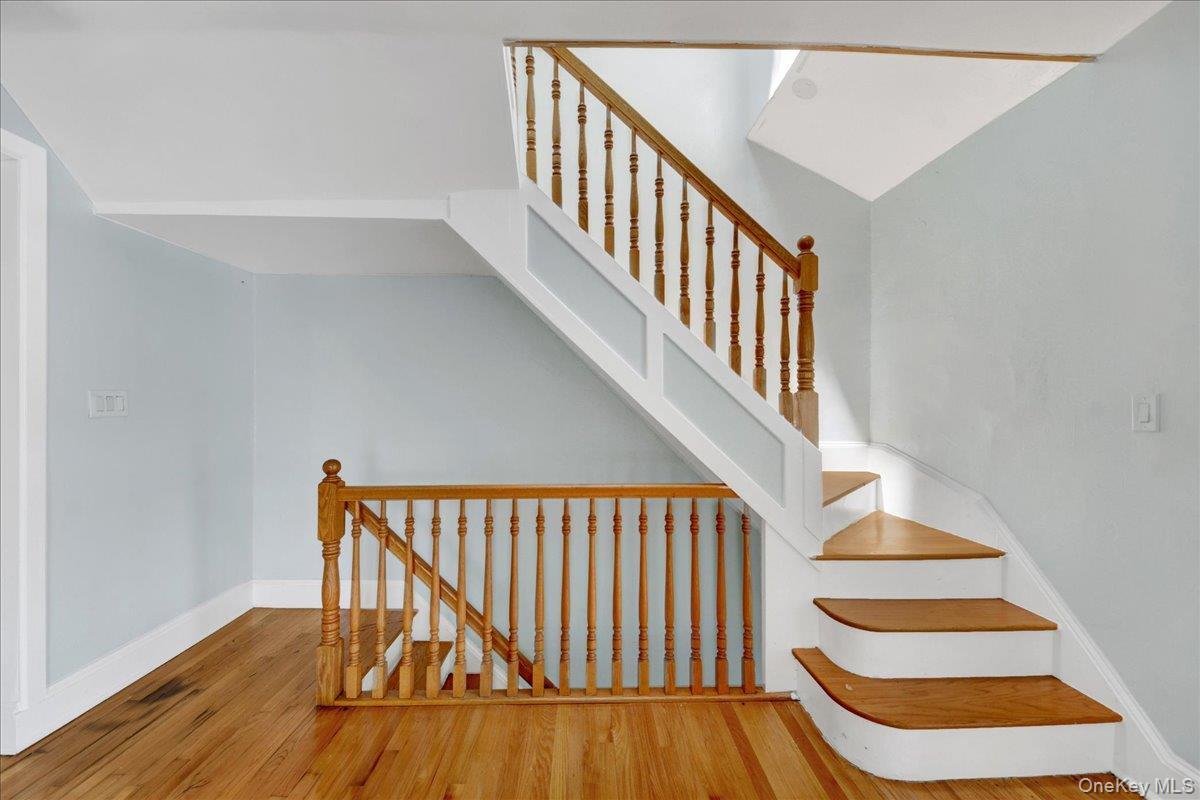 Single Family Calhoun Avenue Bronx, NY 10465, MLS-1028851-9
