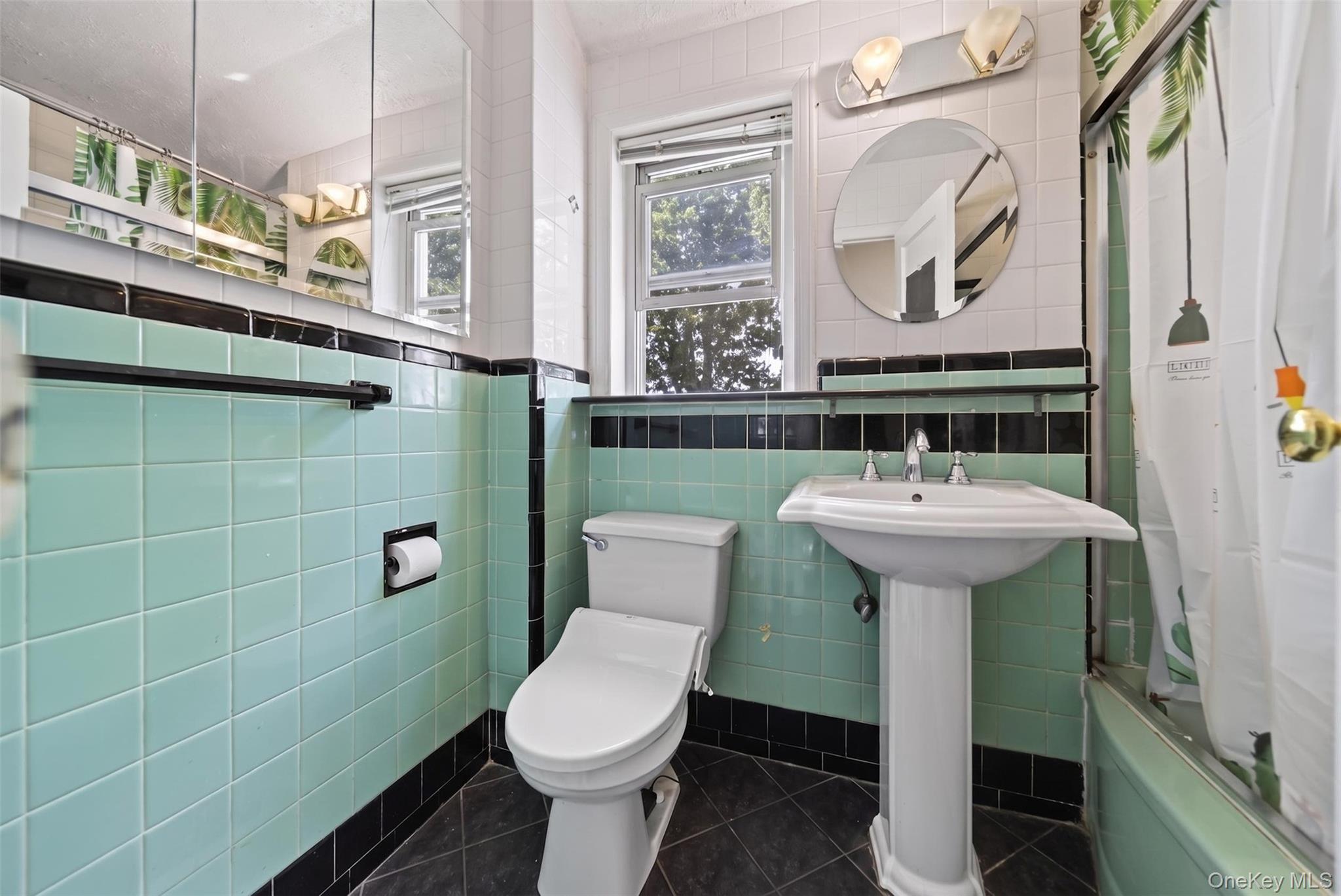 Single Family 22nd Avenue Queens, NY 11357, MLS-1028854-13