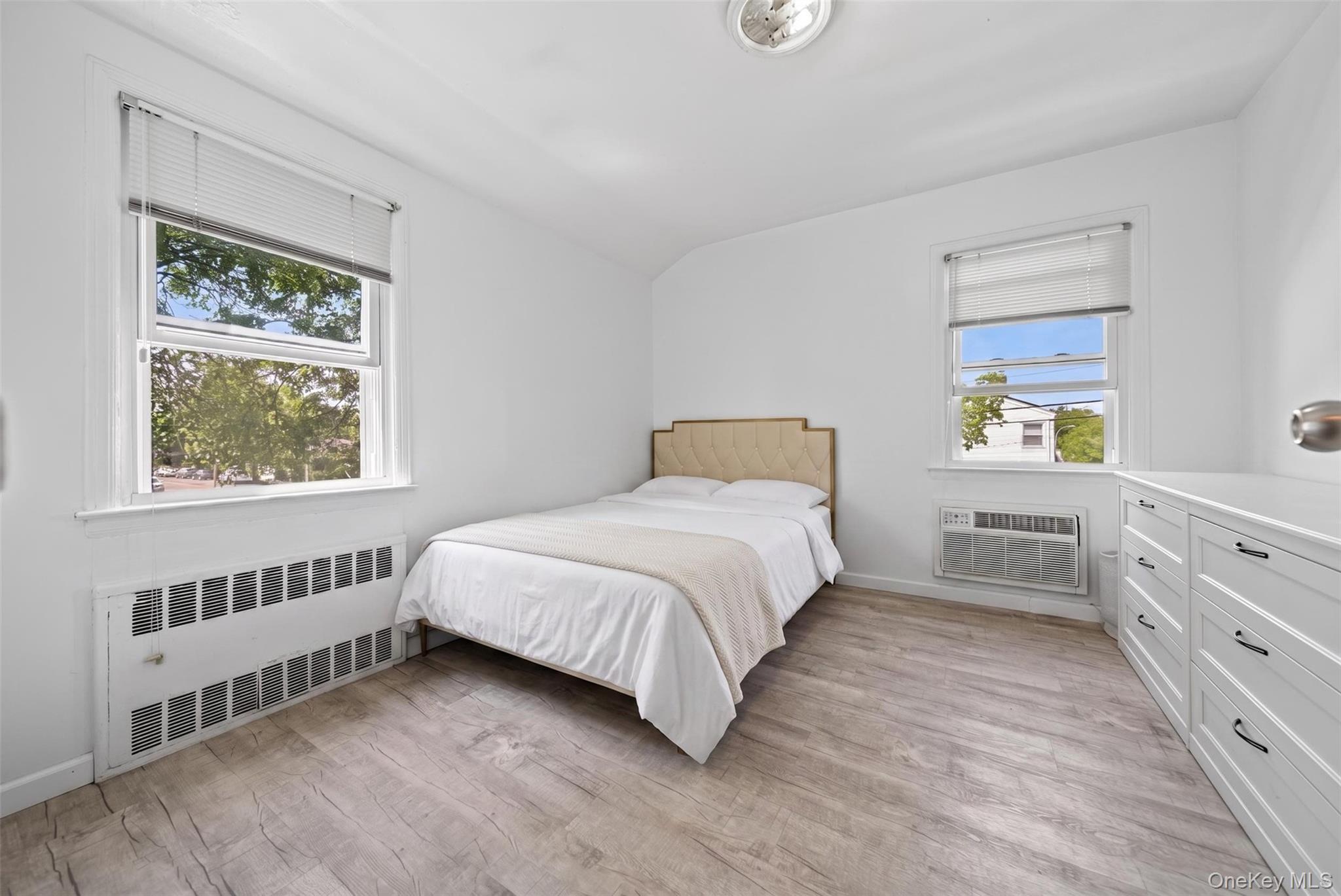 Single Family 22nd Avenue Queens, NY 11357, MLS-1028854-14