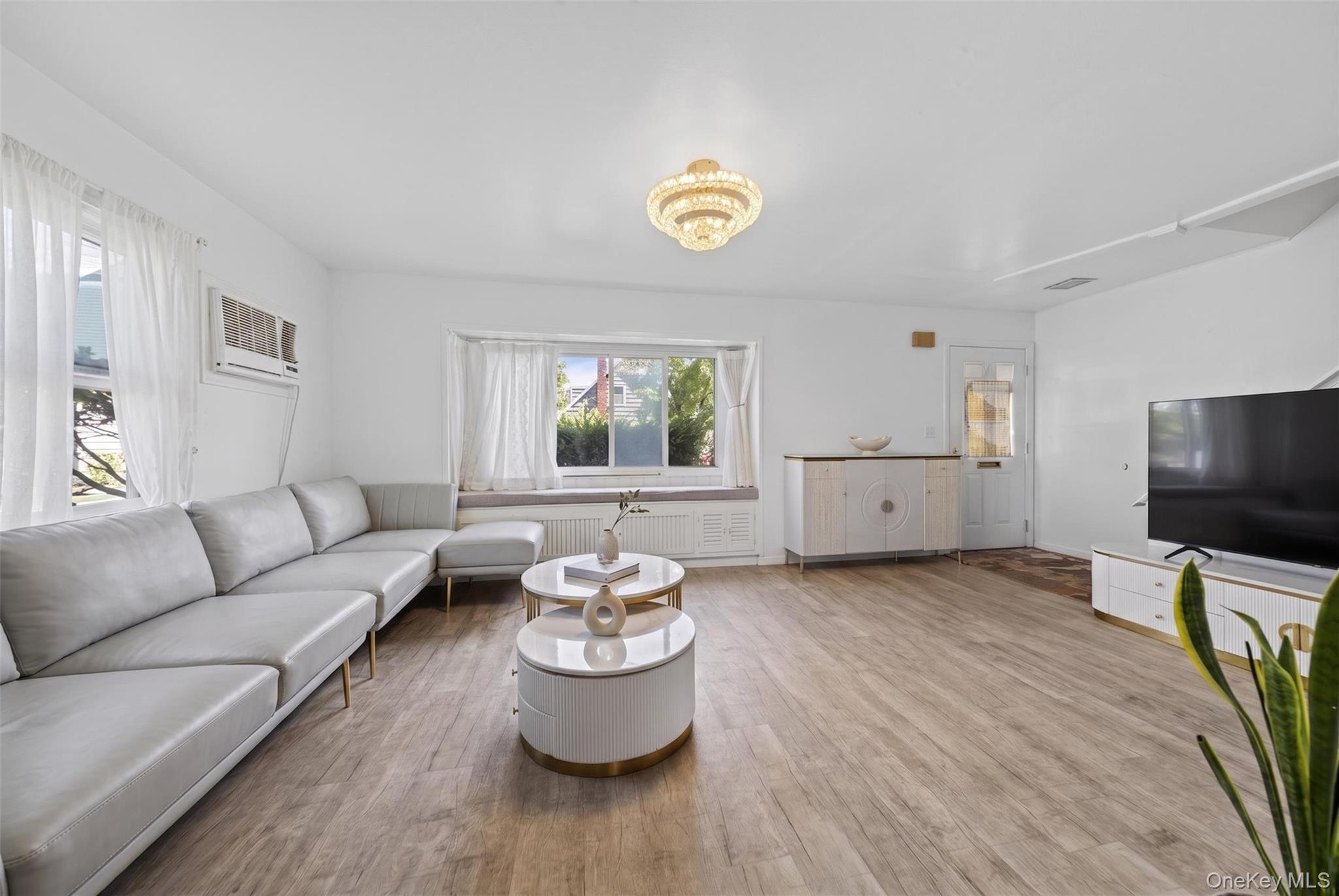 Single Family 22nd Avenue Queens, NY 11357, MLS-1028854-6