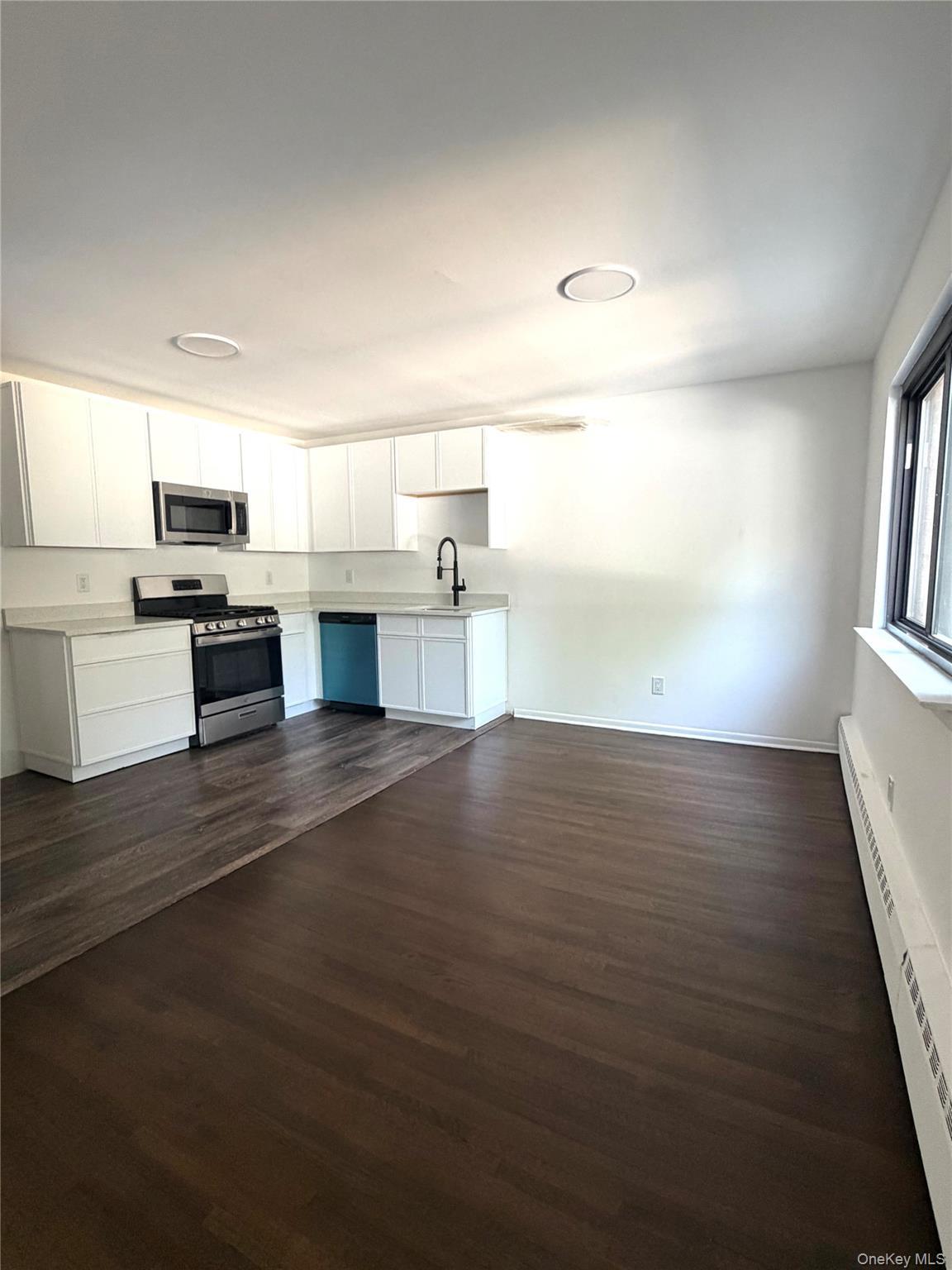 Single Family W Lawrence Park Drive Rockland County, NY 10968, MLS-1028885-3
