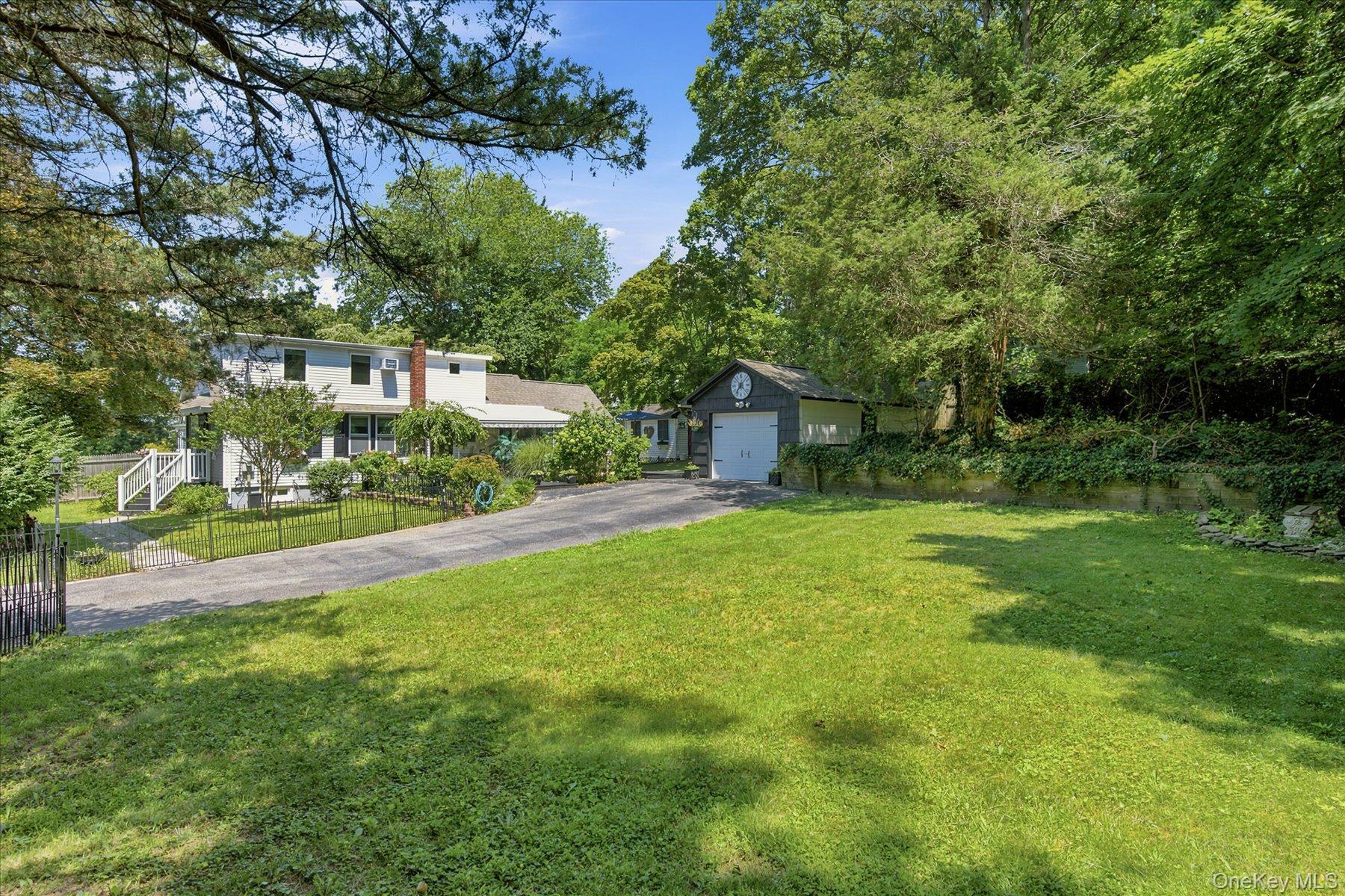 Single Family Cherry Road  Suffolk County, NY 11778, MLS-1028893-32