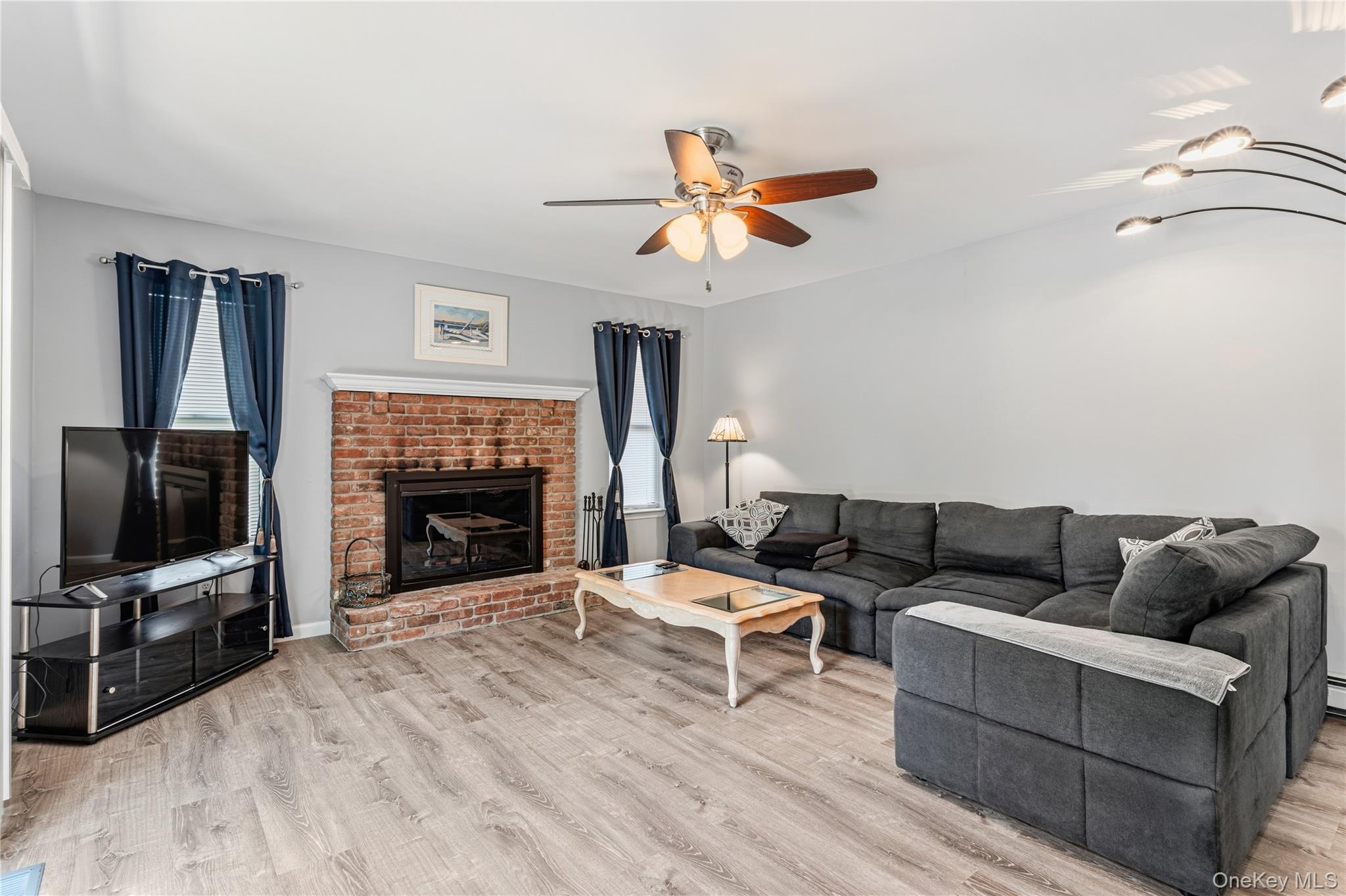 Single Family Debragga Avenue Suffolk County, NY 11940, MLS-1028919-21