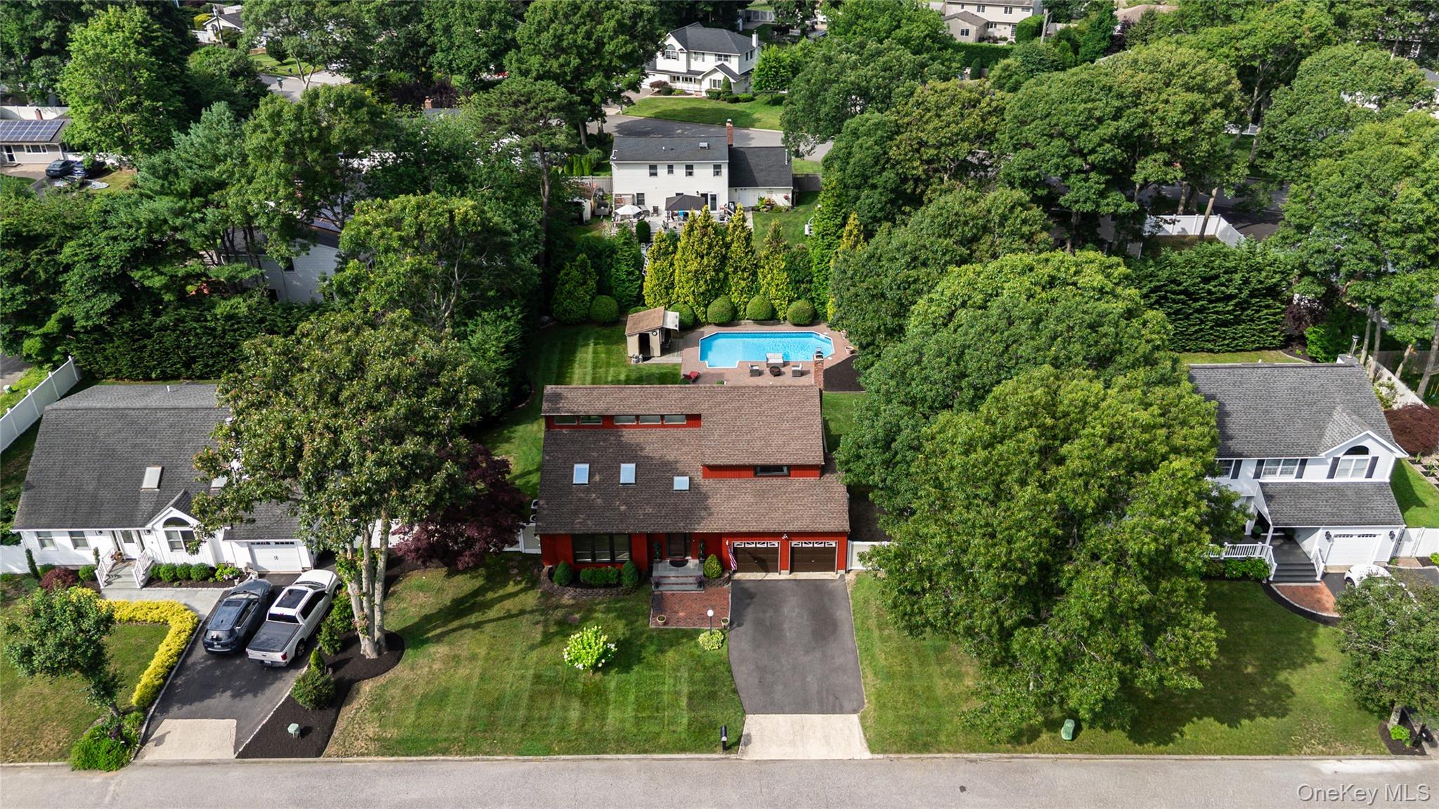 Single Family Debragga Avenue Suffolk County, NY 11940, MLS-1028919-28