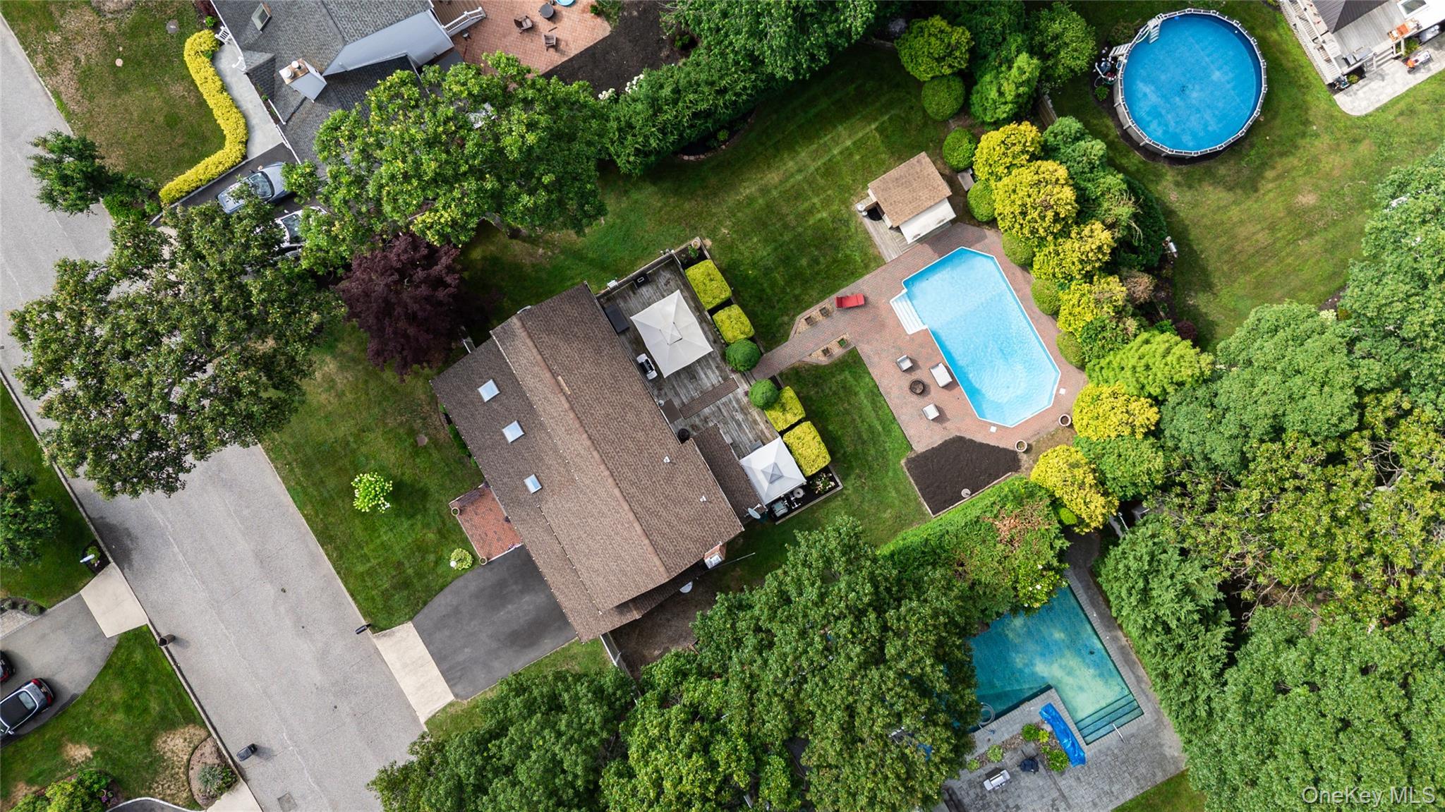 Single Family Debragga Avenue Suffolk County, NY 11940, MLS-1028919-29